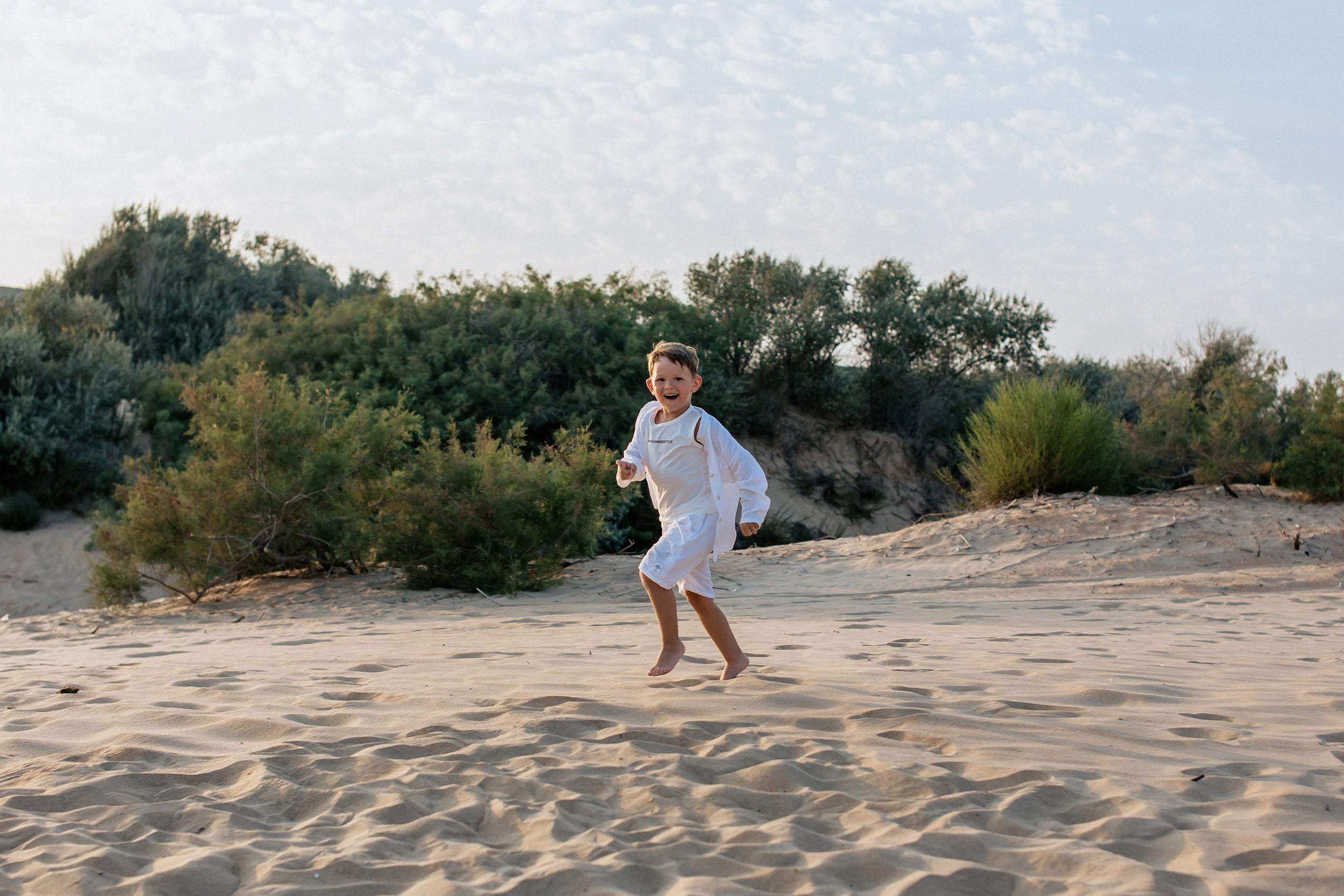 Семейная фотосъемка на пляже Джемете