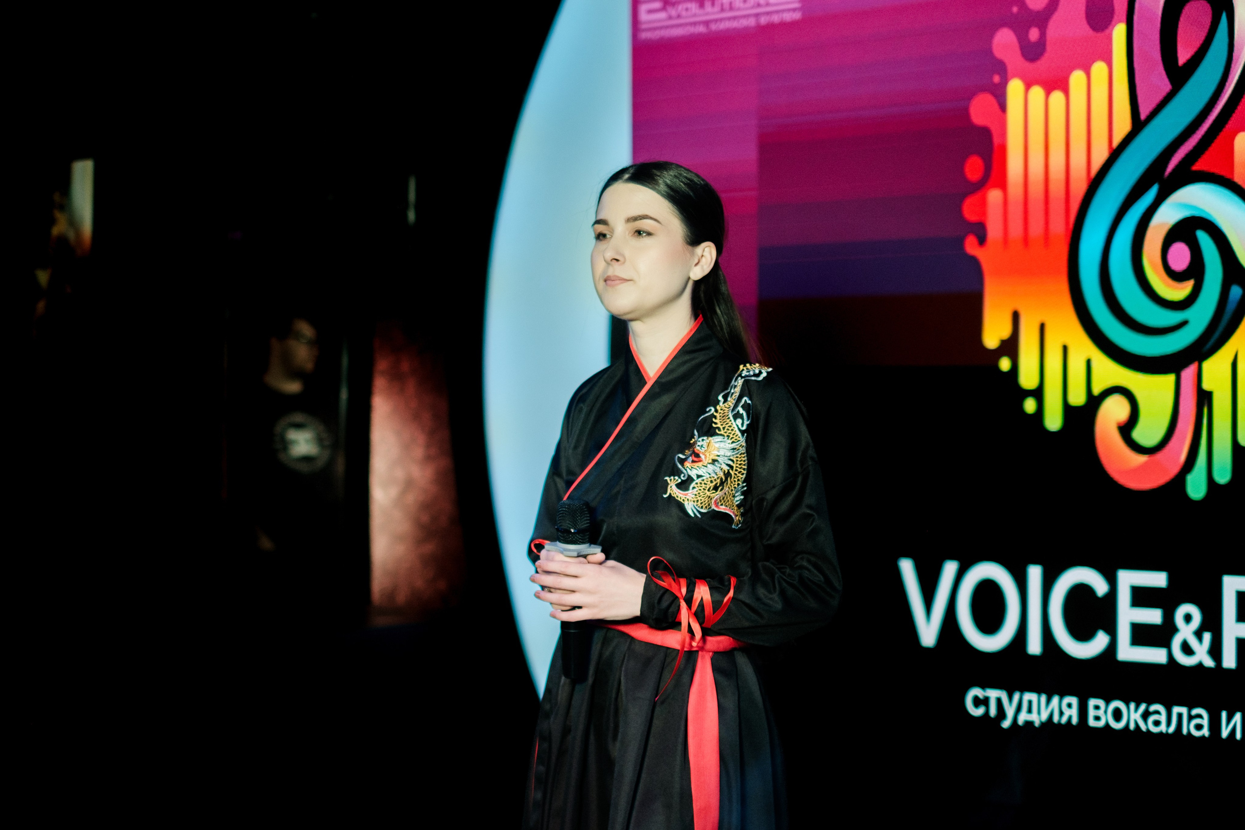 Voice&Play | караоке-бар ГОСТИ. Свадебный и репортажной фотограф Денис Ожигин в Краснодаре и Краснодарском крае