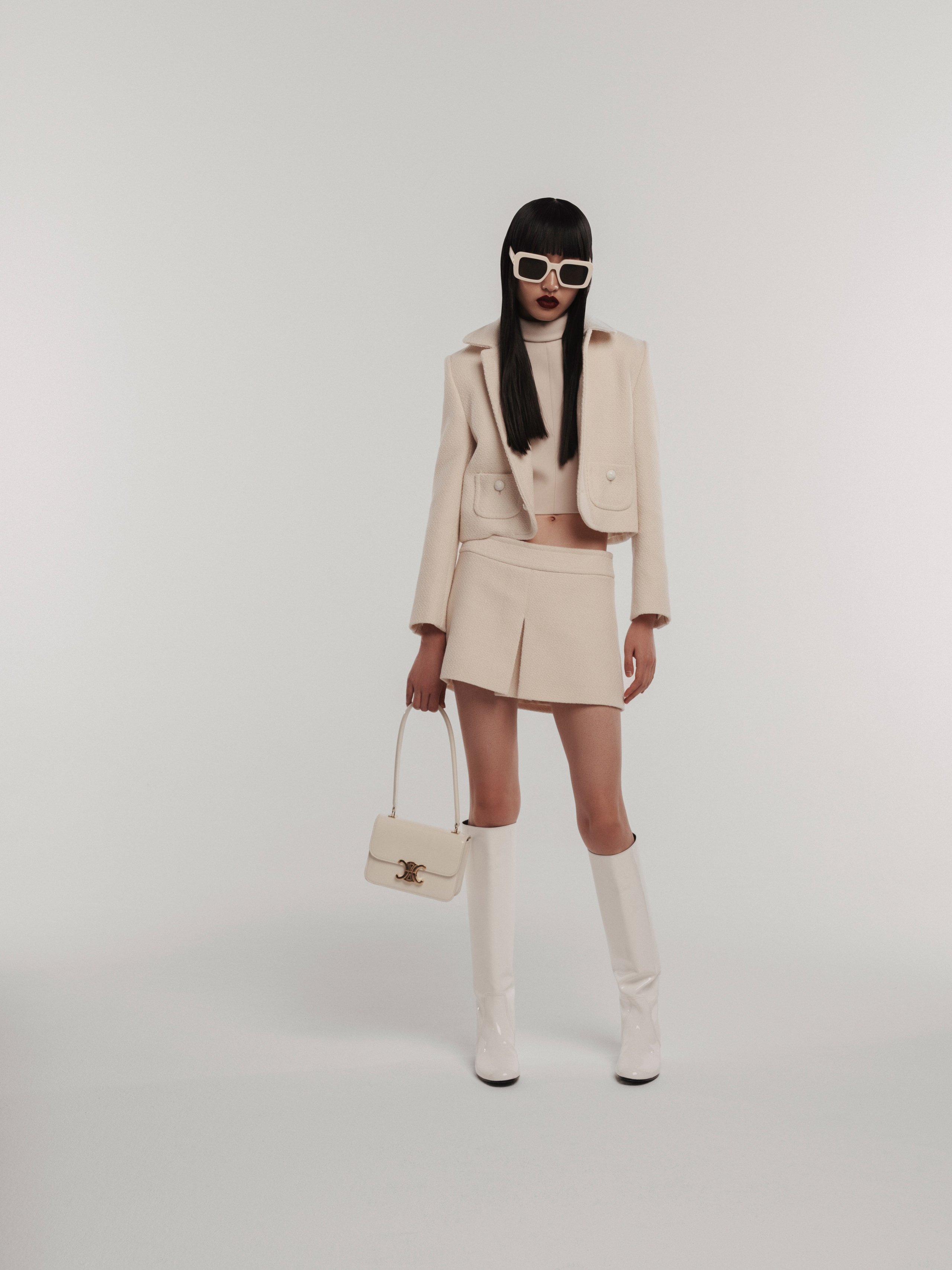 For L’Officiel Singapore. Retoucher Sveta Nestyuk