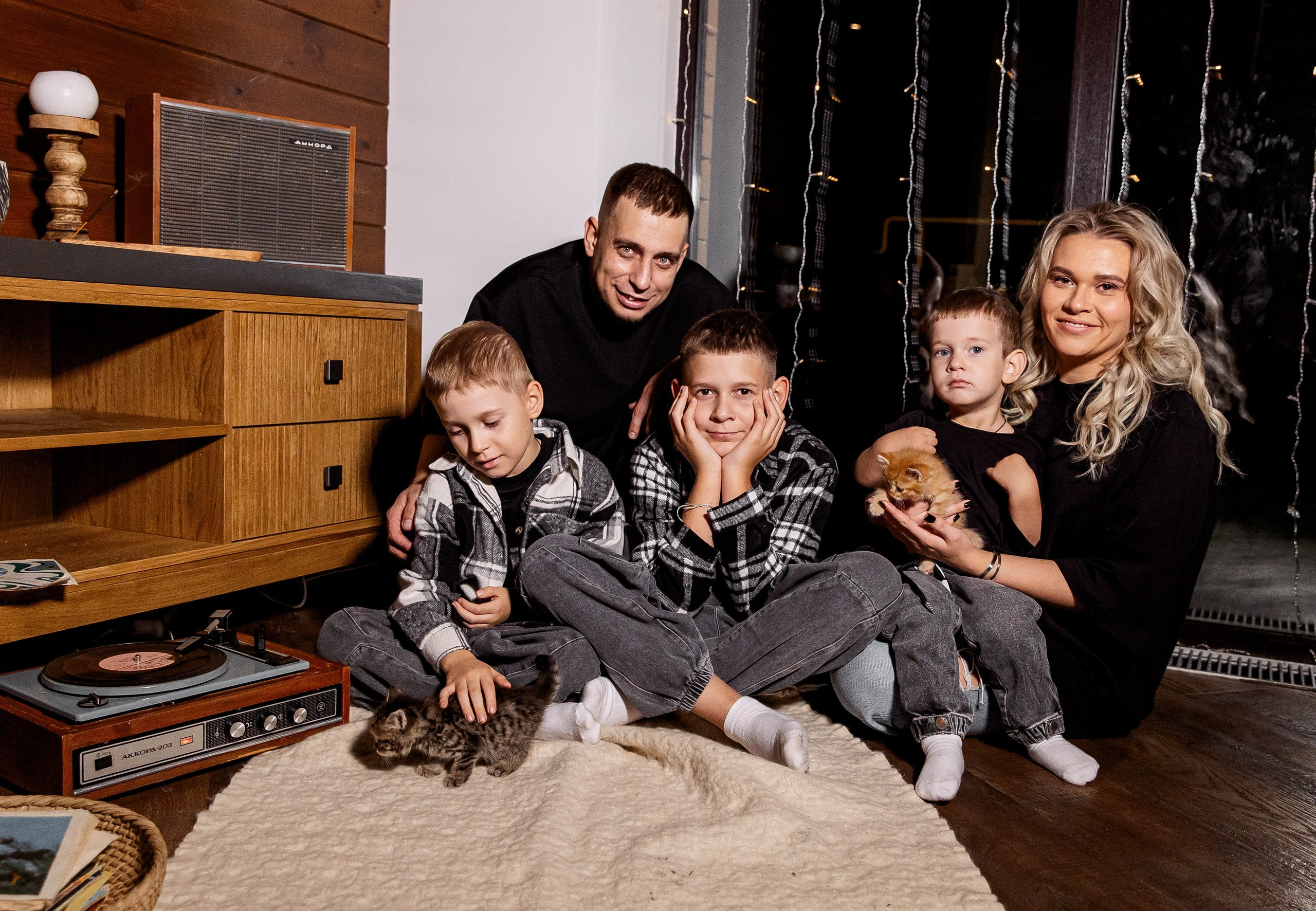 Эдуард и Дарья с сыновьями. Свадебный и семейный фотограф в Челябинске Юлия Ишимова