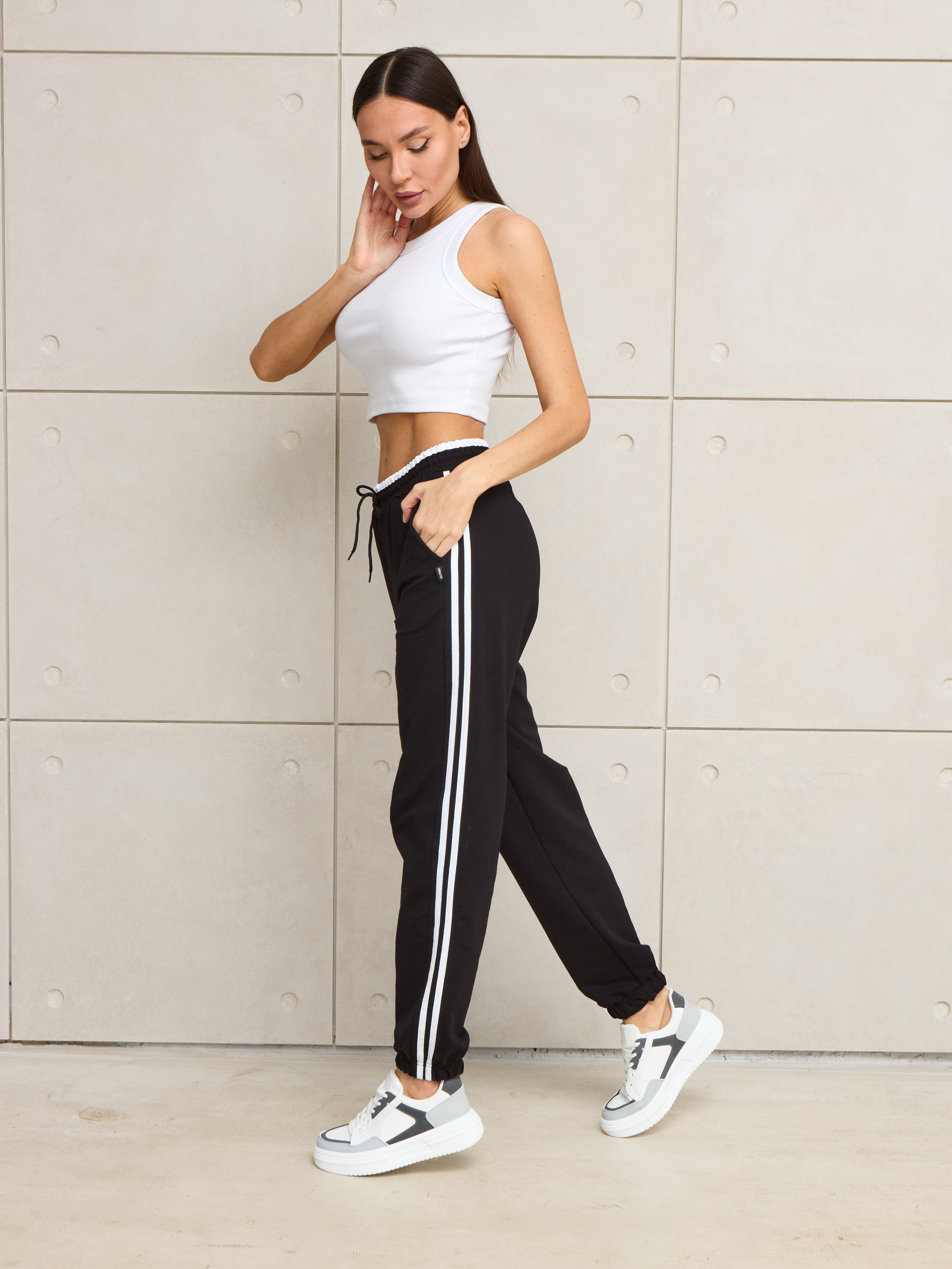 Фотомодель для маркетплейсов Оля. Фотосъёмка для марктеплейсов Studio 11.11