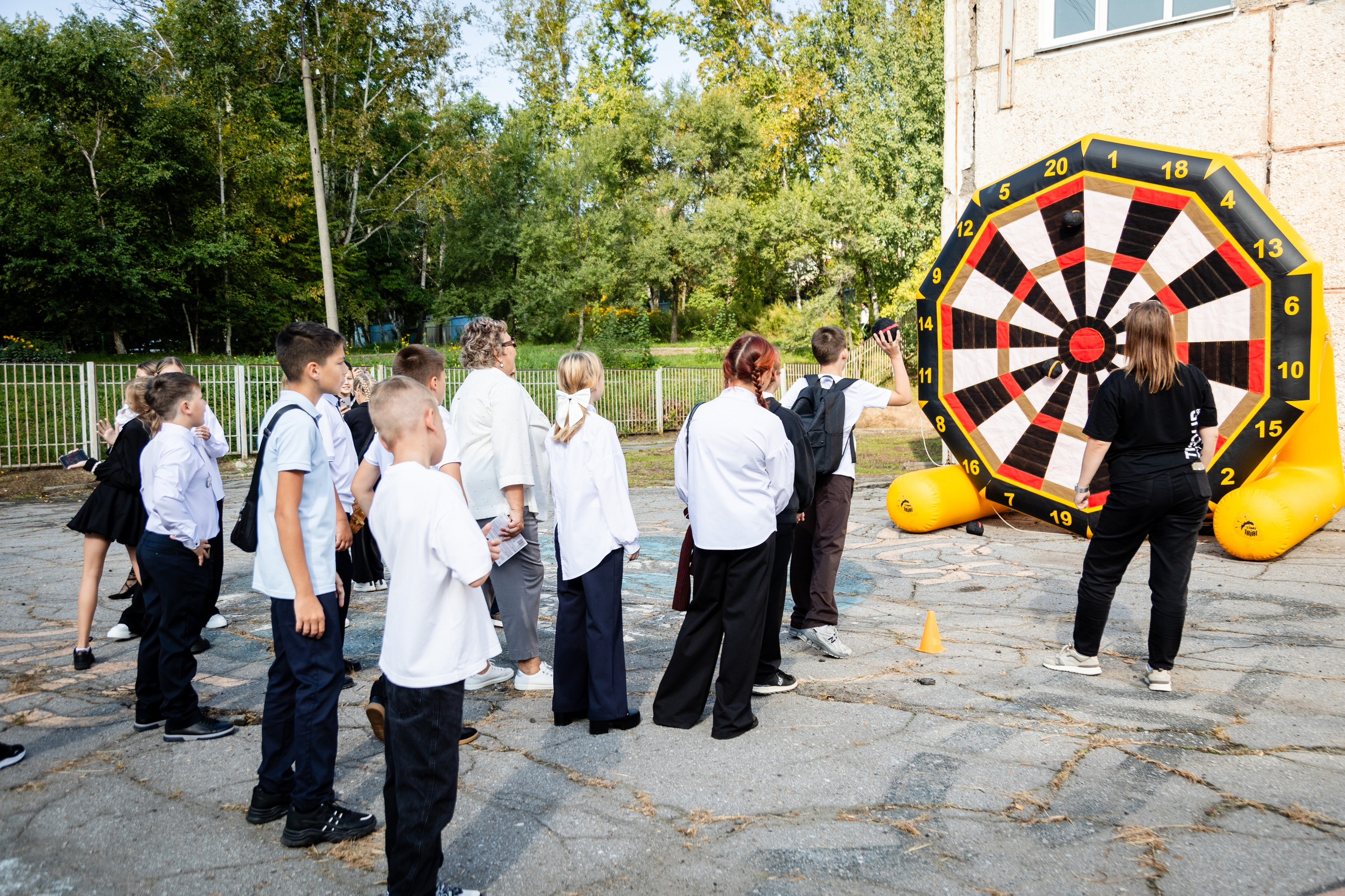 Гимназия № 50. Детский фотограф видеограф в Хабаровске Михаил Орлов