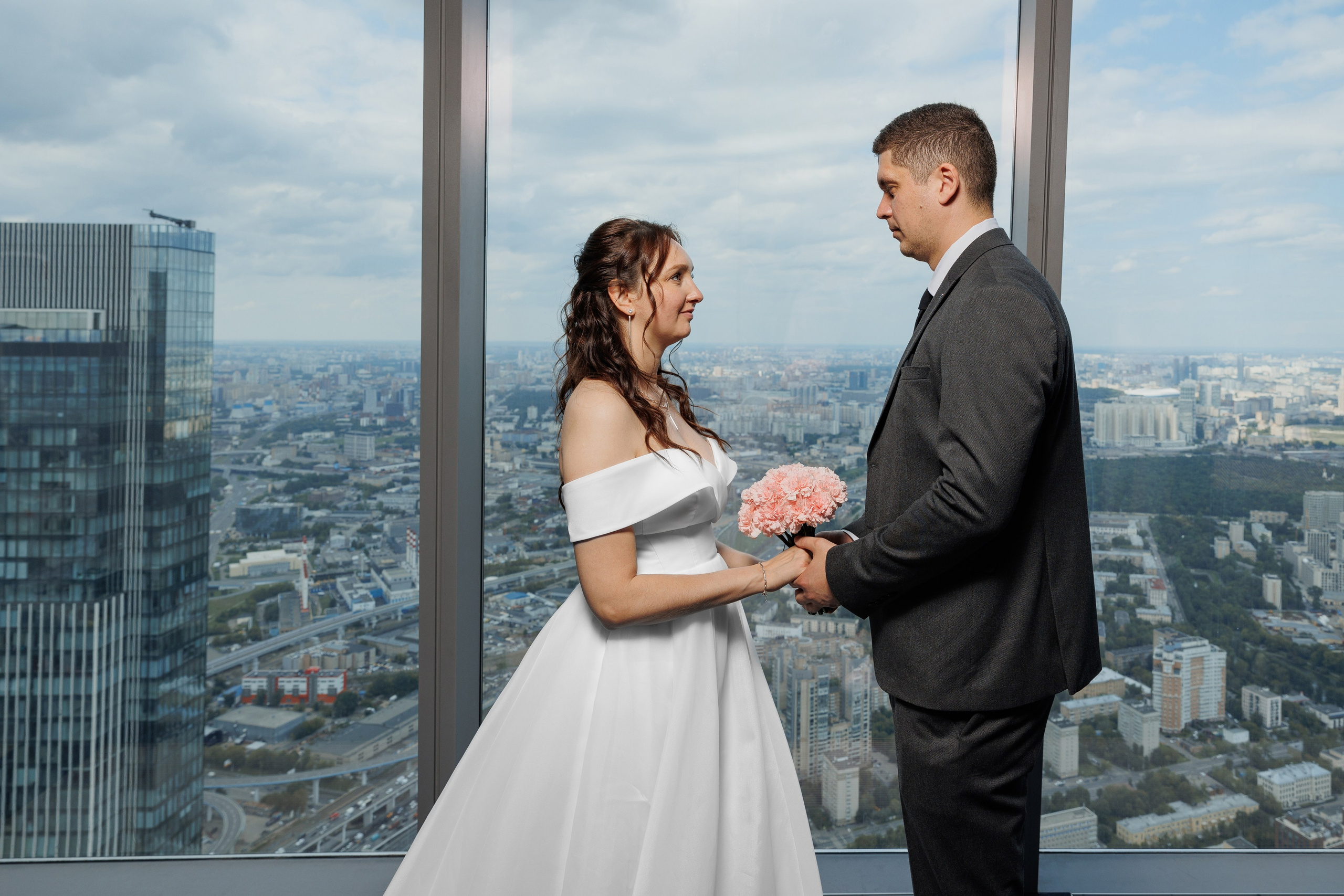 свадебный фотограф москва свадебная съемка молодожены торжество детали портреты групповые снимки