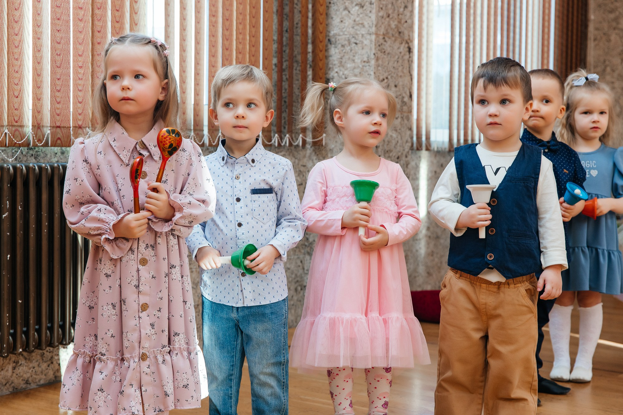 Детский сад № 93 — Утренник (07.03.2023). Свадебный и семейный фотограф Крамар Наталья