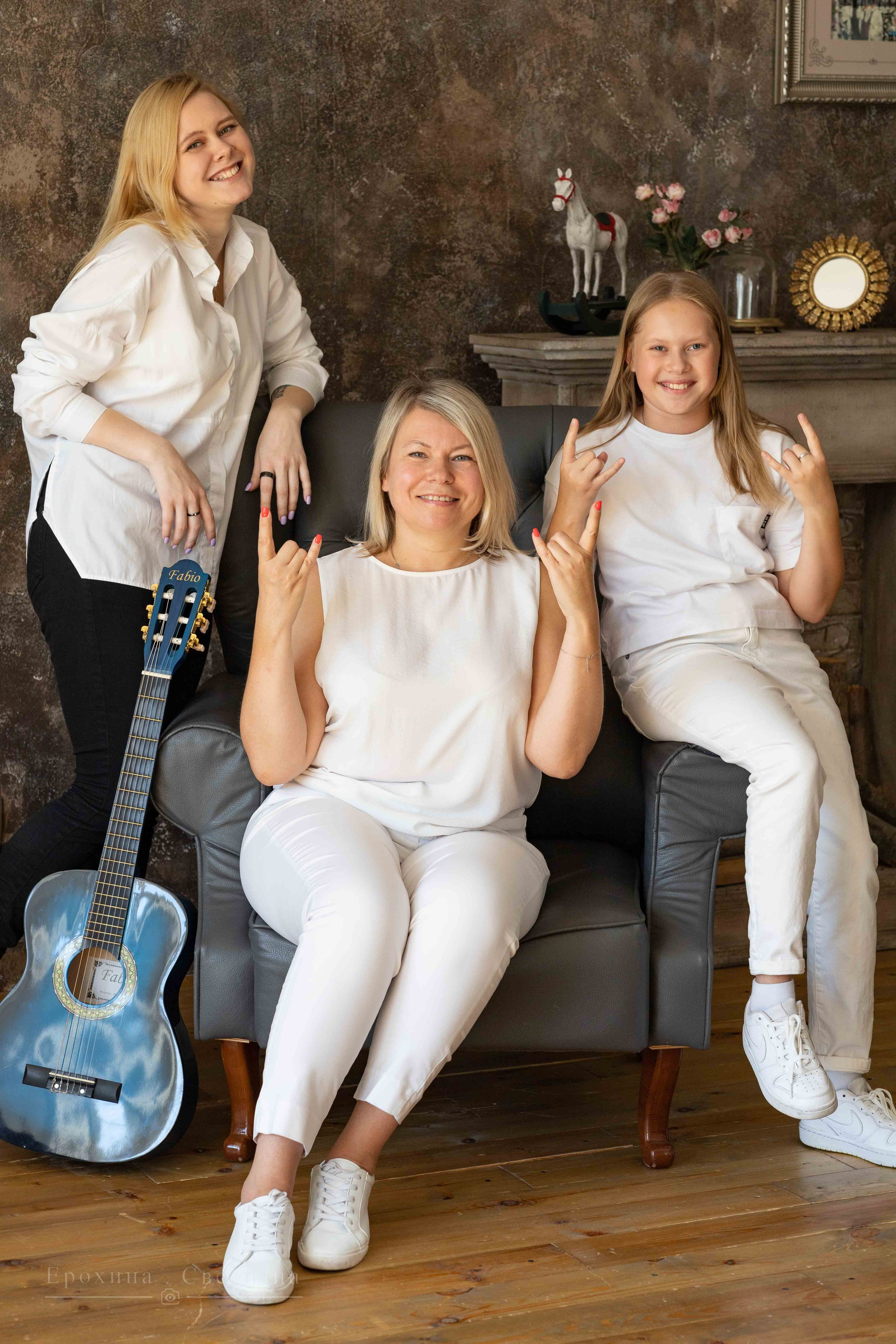 Фотосессия нескольких поколений женщин одной семьи. Фотограф Ерохина Светлана — фотосессии в Екатеринбурге