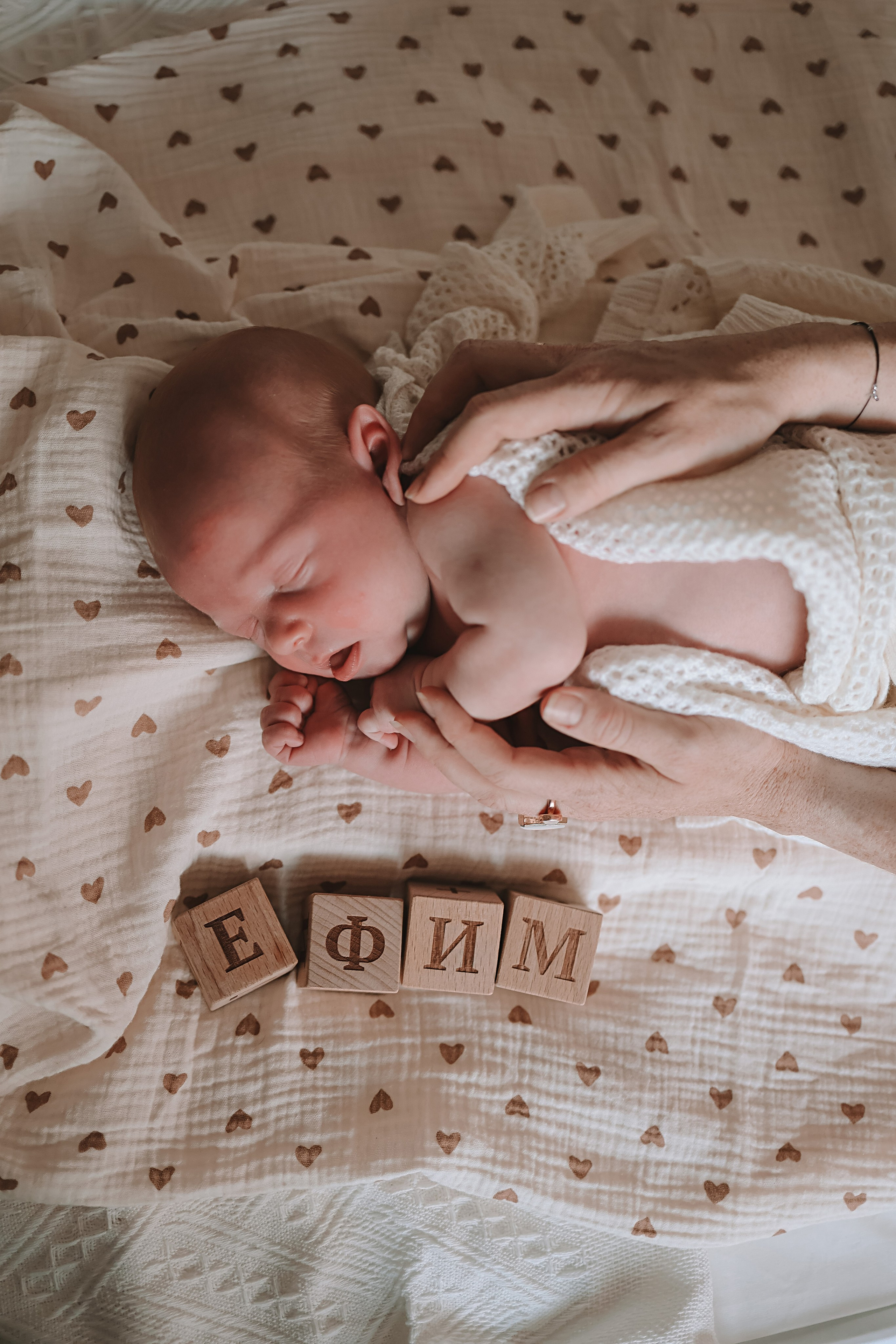 Ефим, 2 недели. Семейный фотограф Тюмень, фотограф на роды Салмина Мария