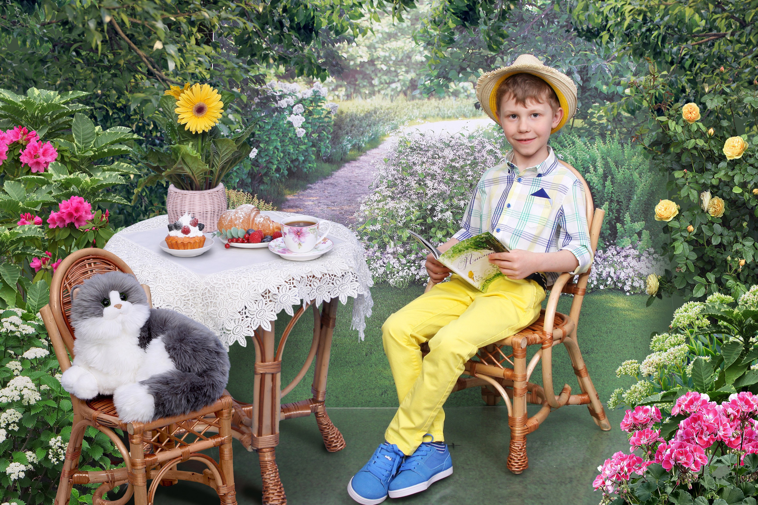 КОМПАНИЯ КРАЙФОТО ФОТОСЕССИЯ ПИКНИК В САДУ