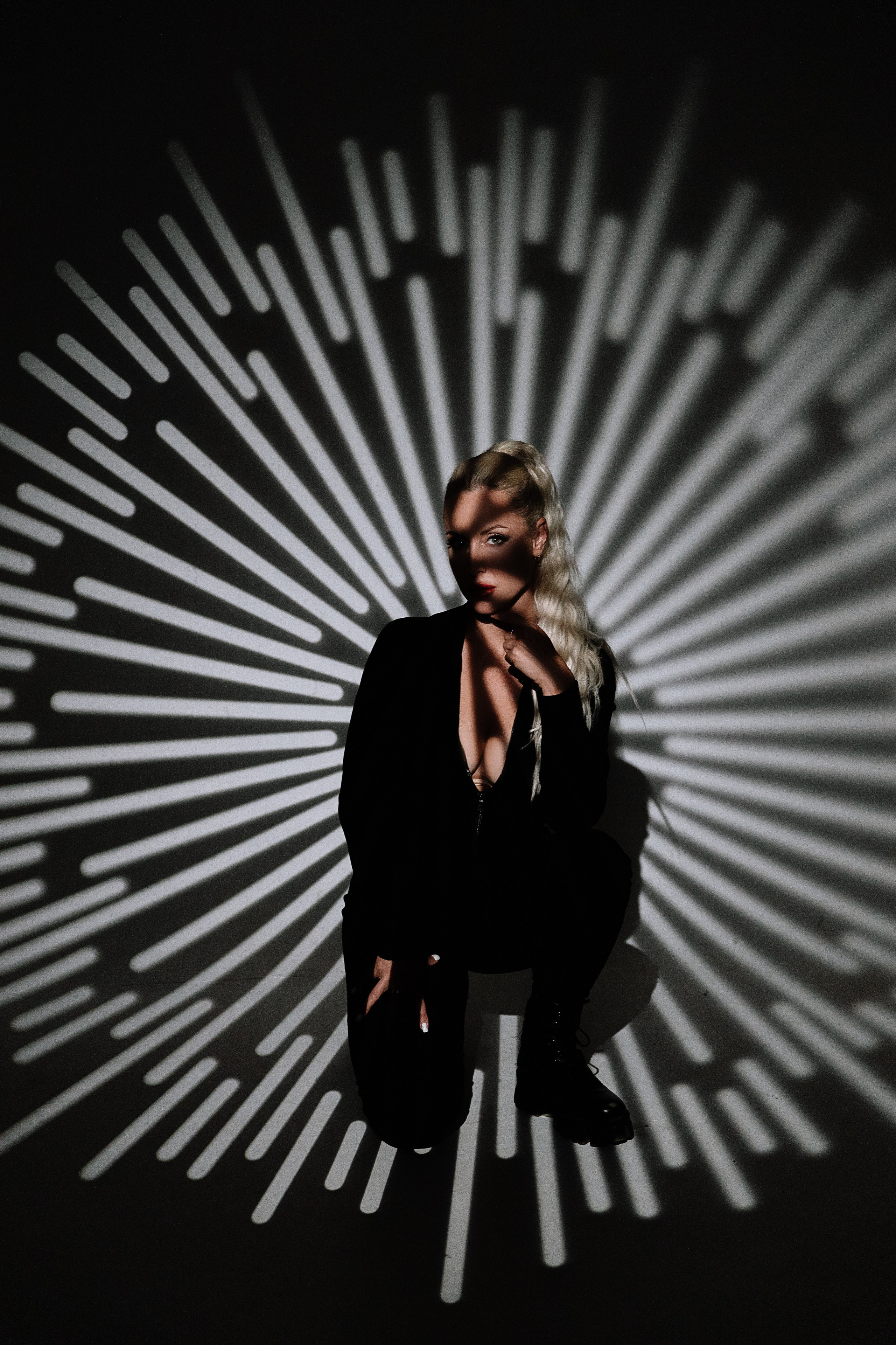 фотосессия с масками гобо, маски Гобо, маски, фотосессия в студии, фотограф в Москве, фотограф в Орехово-Зуево, фотограф в Балашихе, фотограф в Железнодорожном 