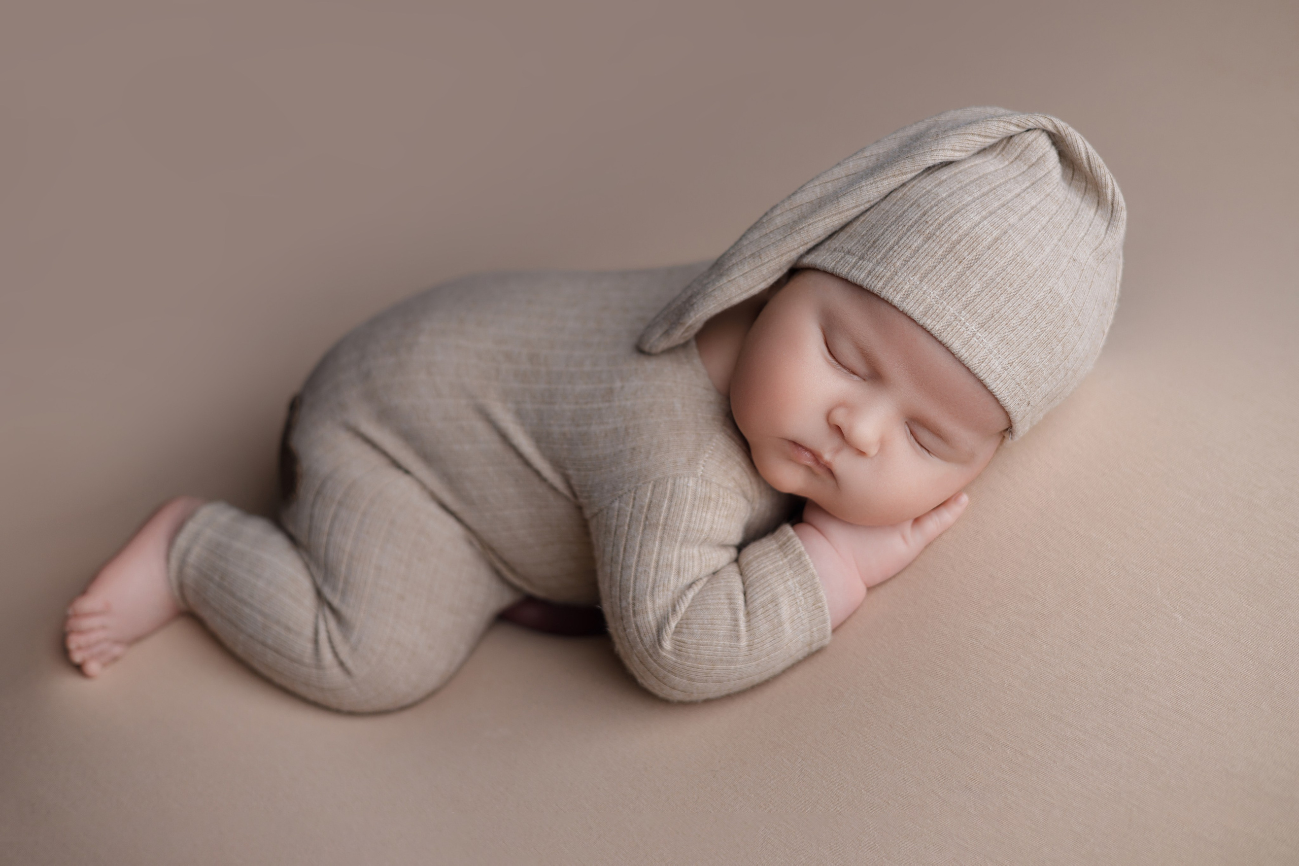 Арсений. Евгения Горбунова фотограф новорожденных в Новом Уренгое