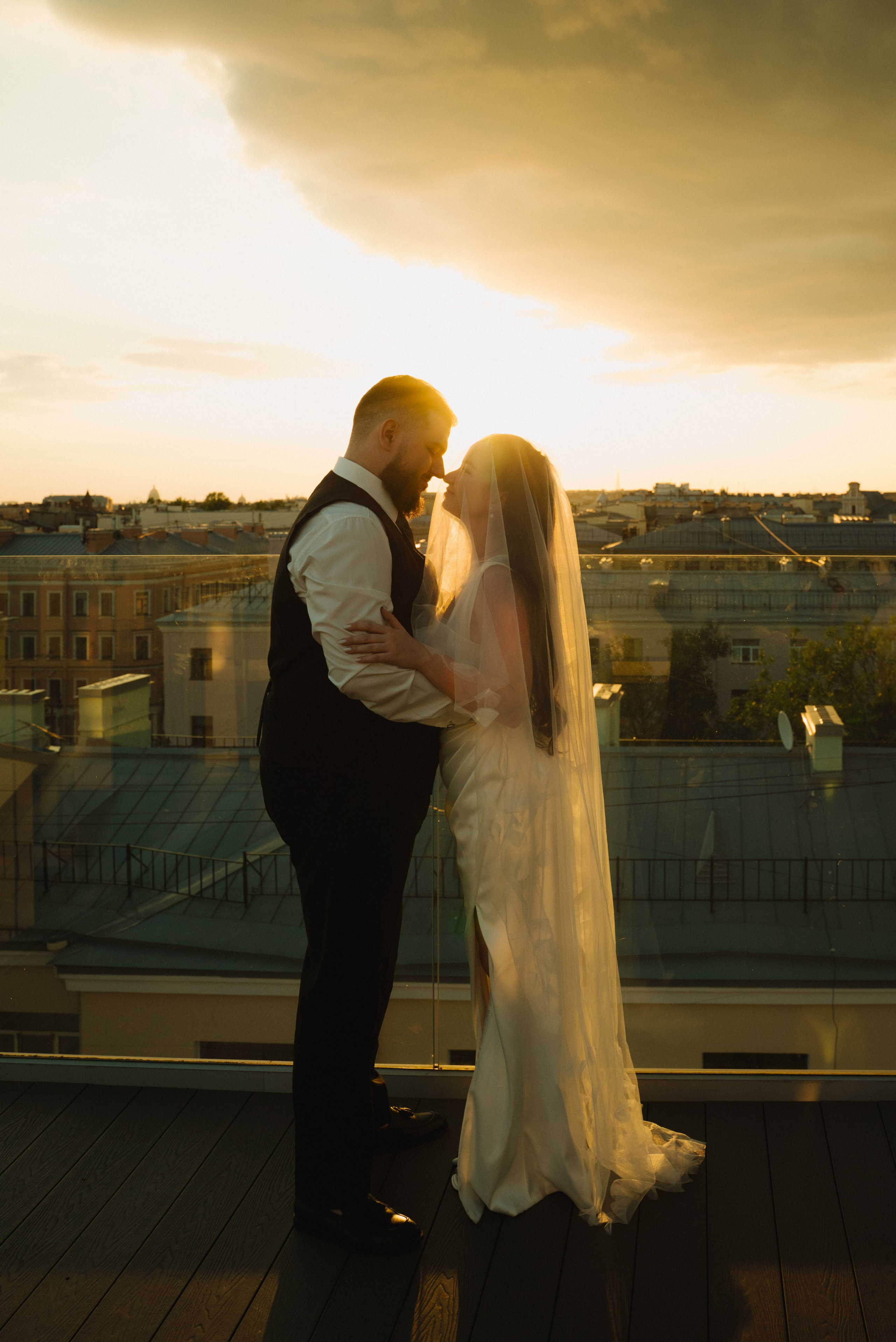 Олег и Карина. Ваш свадебный и семейный фотограф