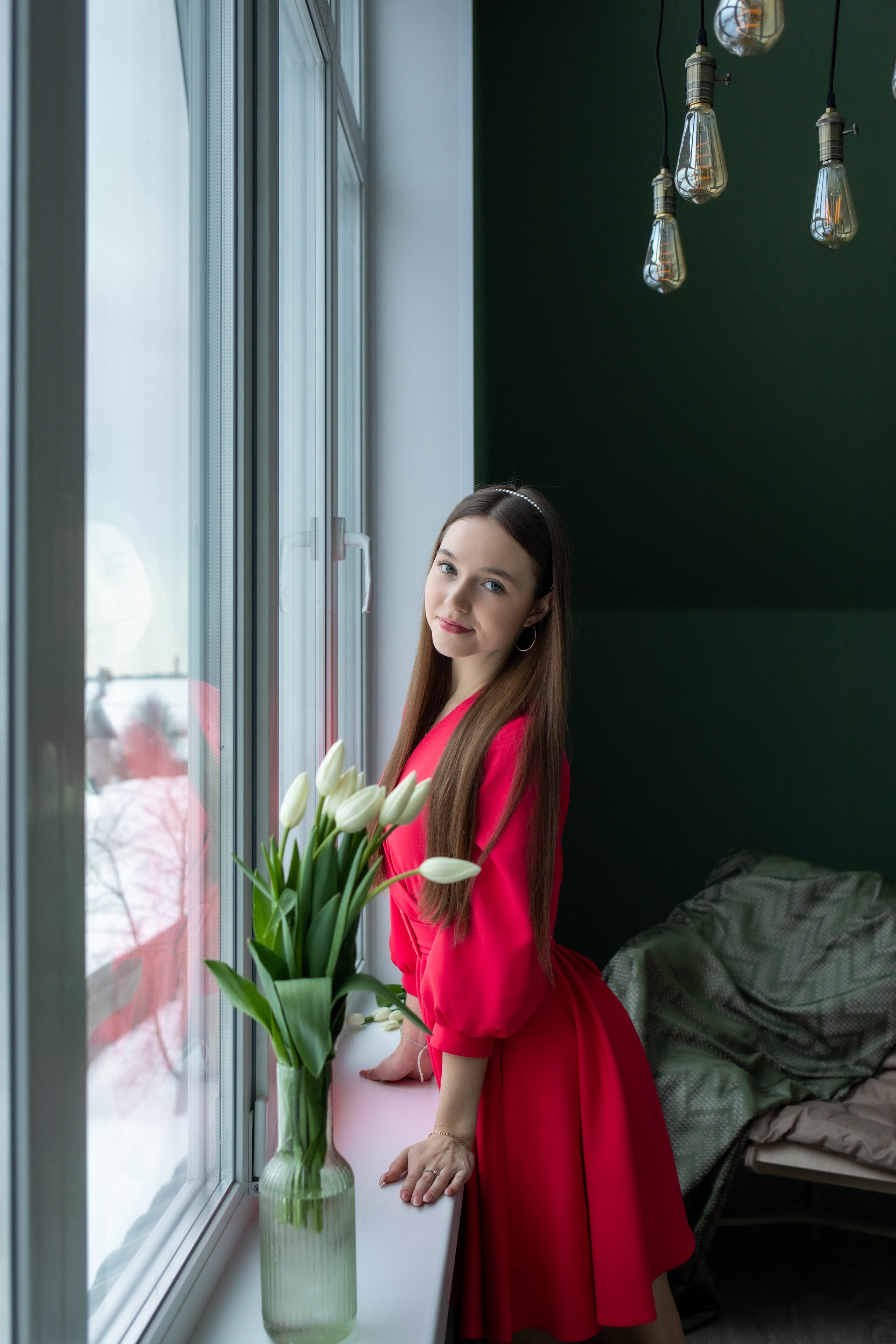 Девушка и цветы