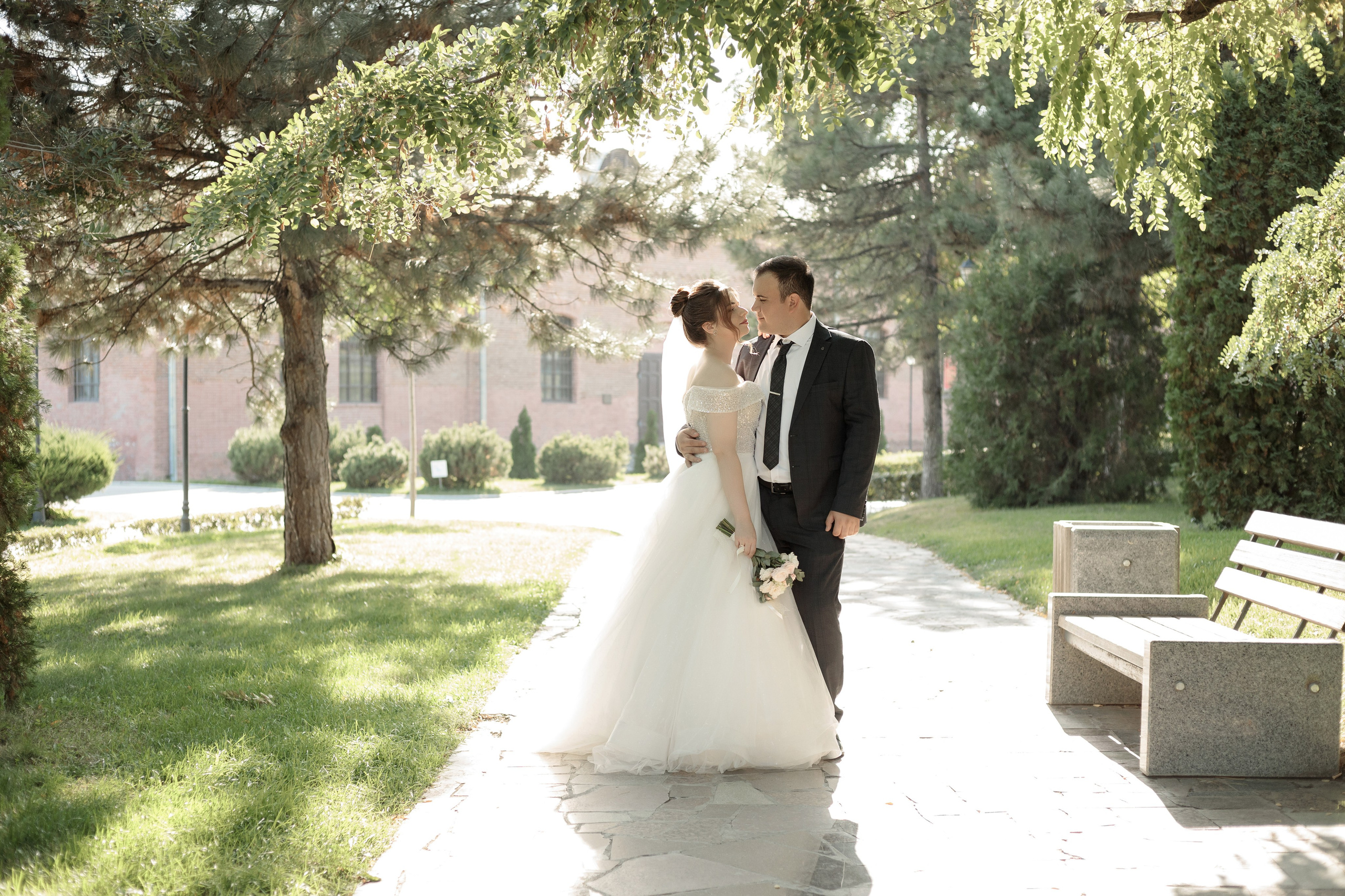 Артур & Елена. Свадебный фотограф в Астрахани. Фототуры по Астрахани и в горы Кавказа