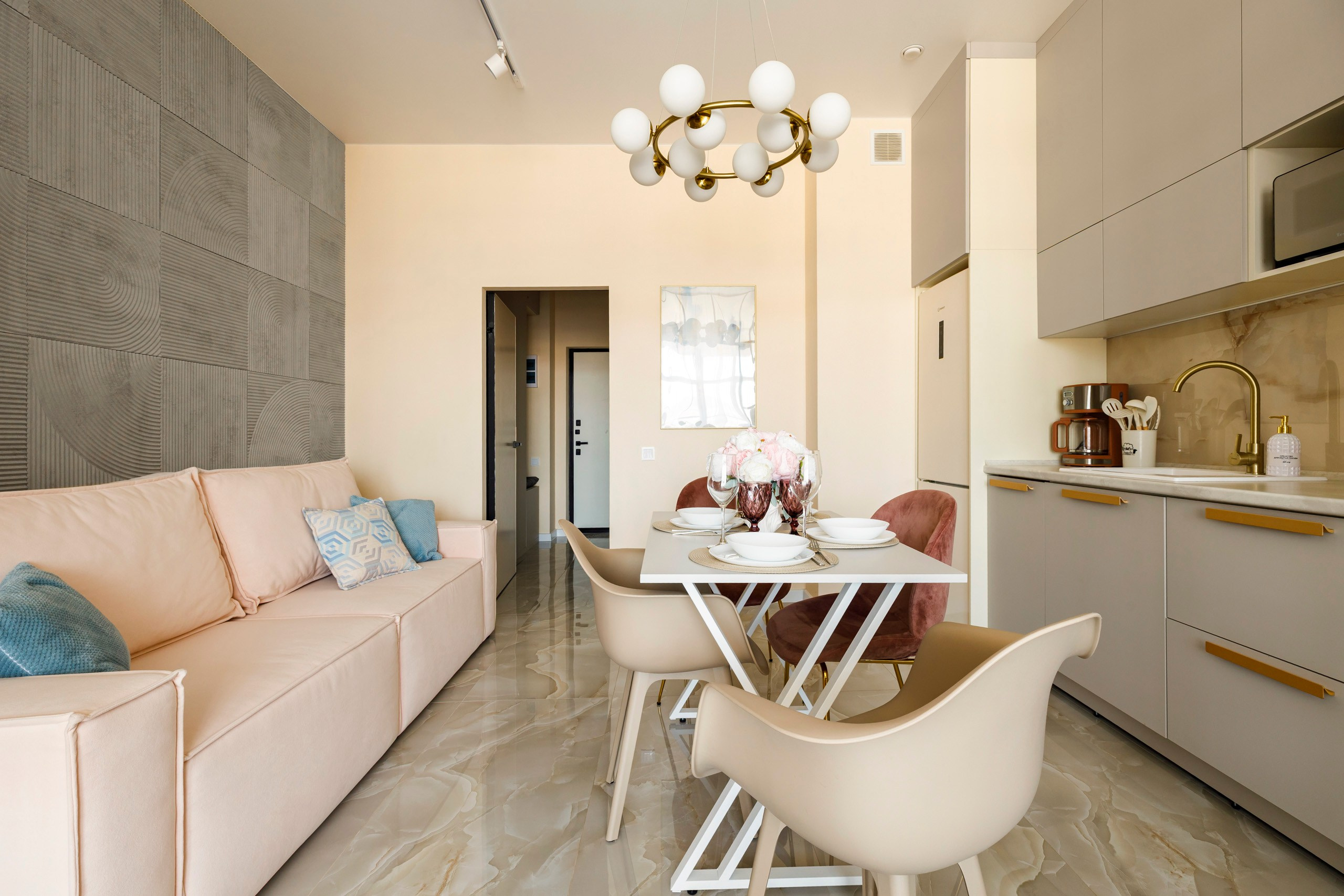 Судак. Апартаменты для суточной аренды. Atlas Apart-Hotel & SPA. Интерьерный фотограф Симонян Сергей в Крыму