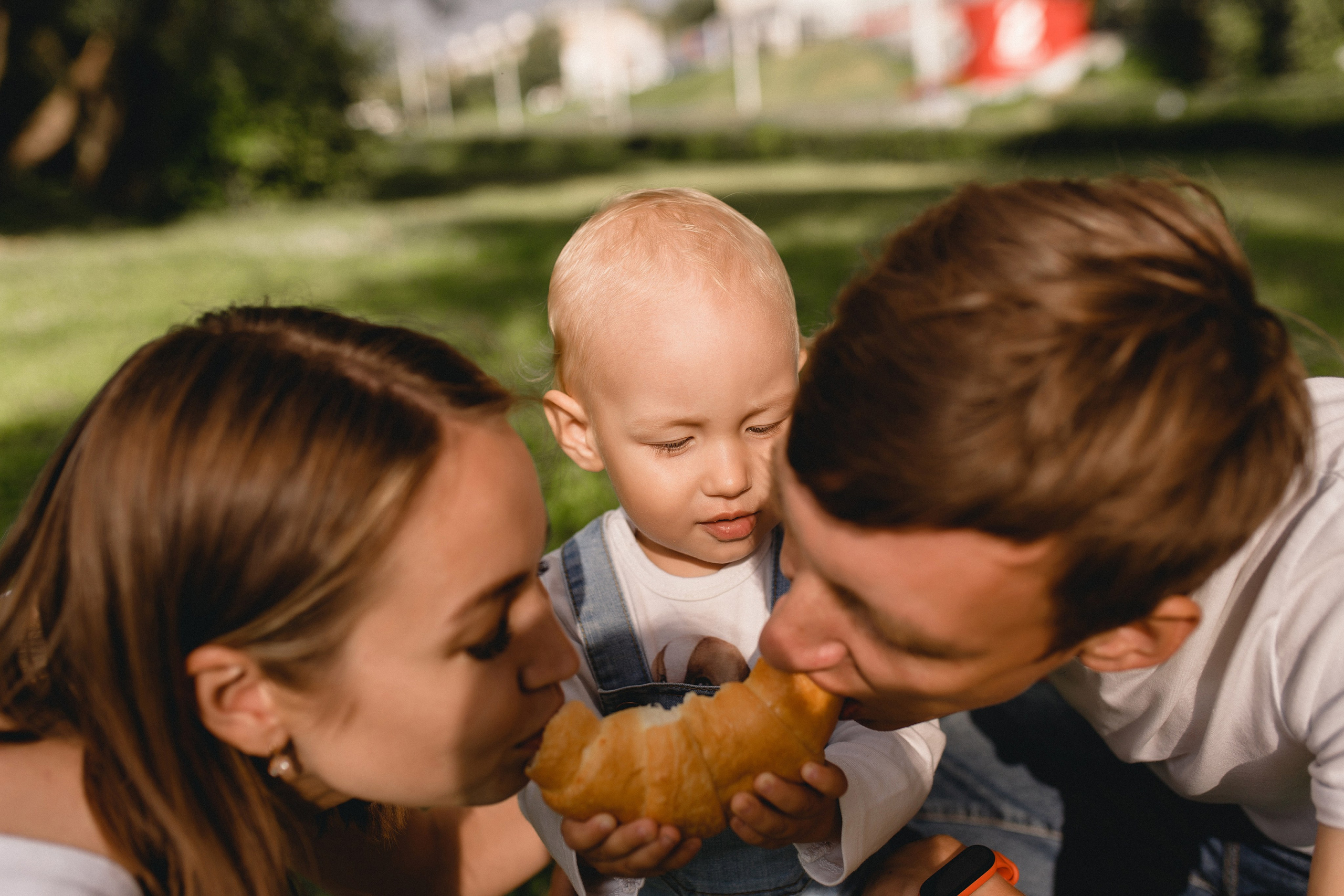 Денис, Настя и Андрюша. Главная