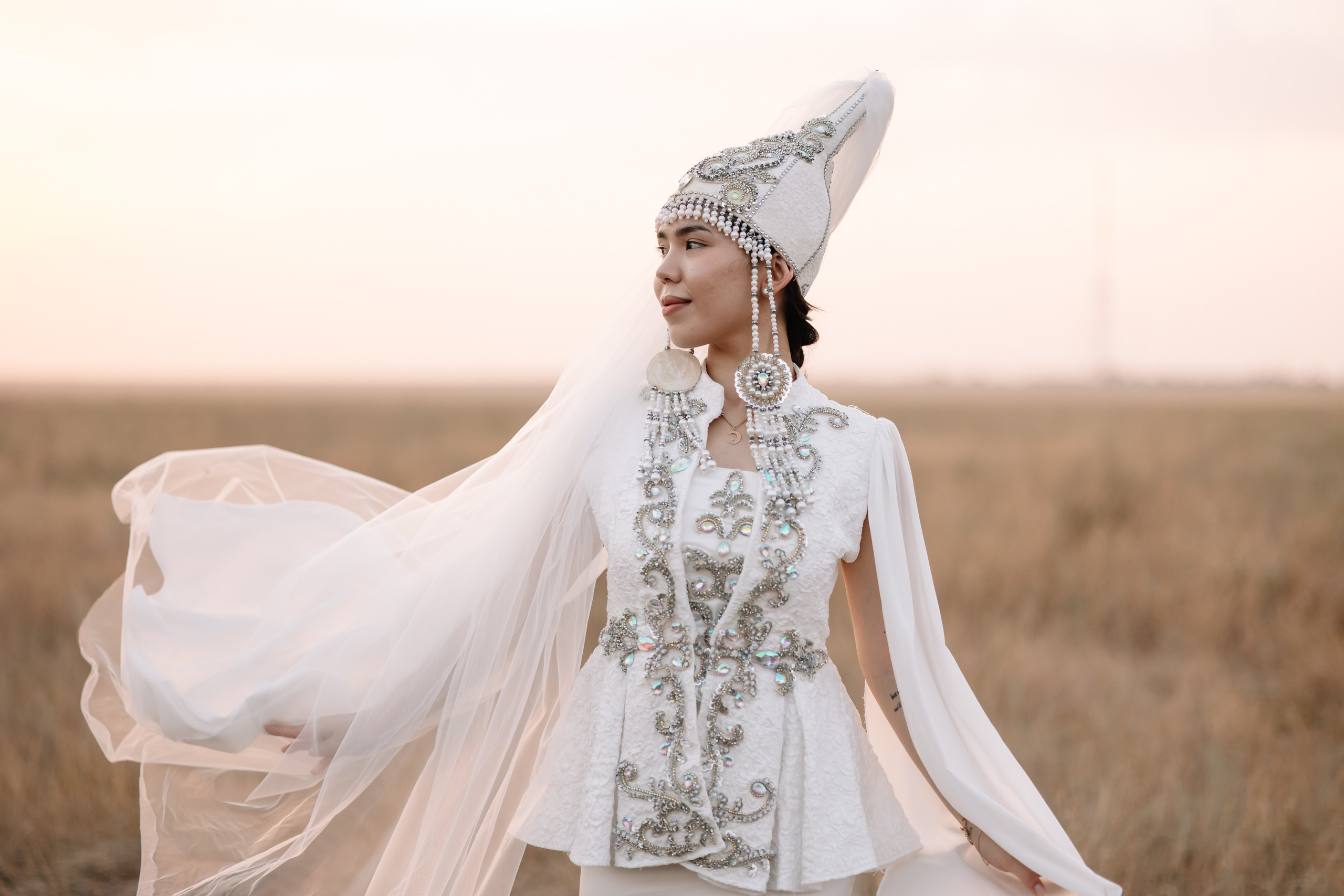 Предсвадебная фотосессия Виктора и Дины. Свадебный и семейный фотограф в Элисте Лиджик Сарлов