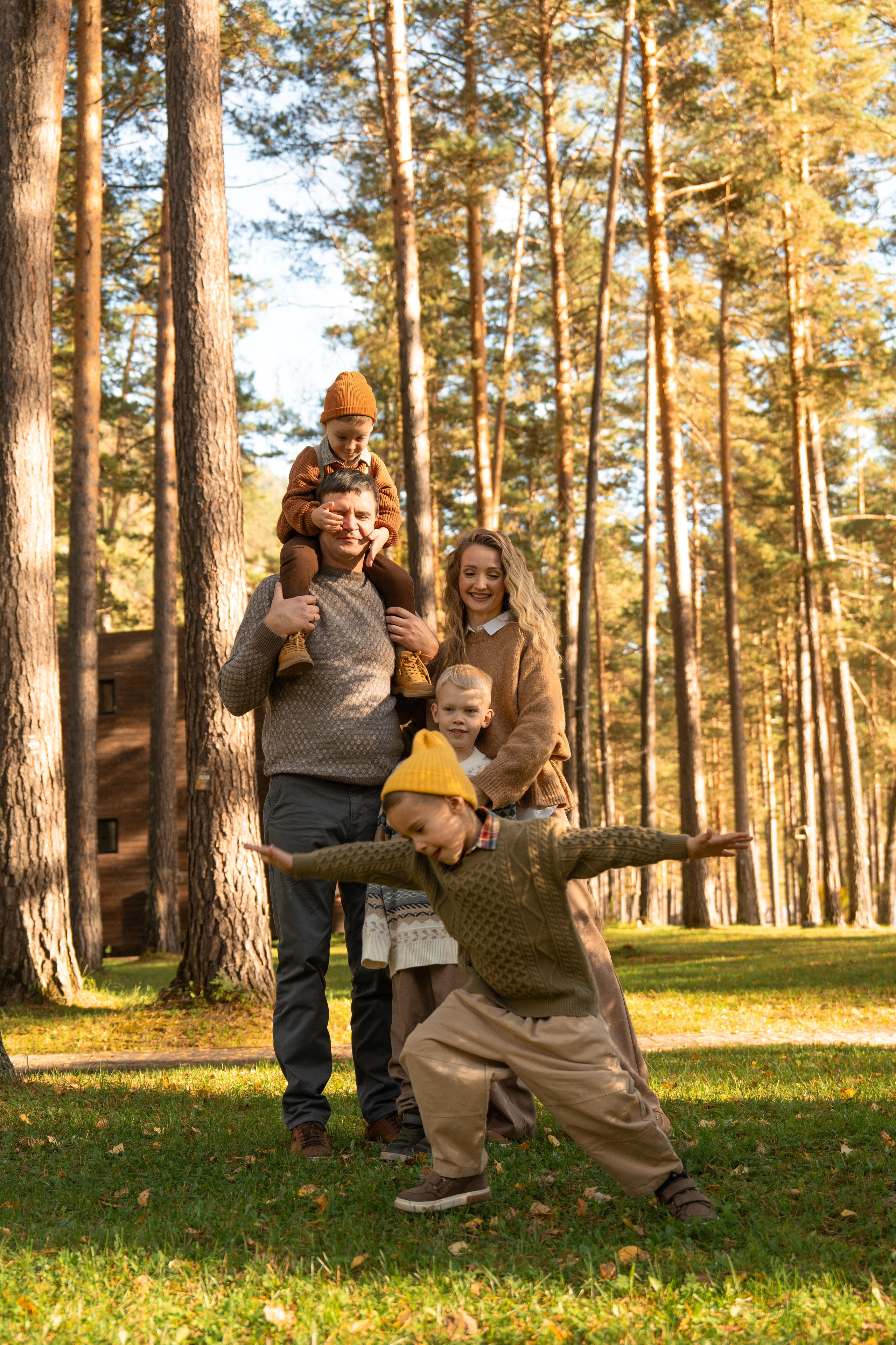 Семейная фотосессия в Москве для большой семьи. Свадебный фотограф в Москве Анна Полушина