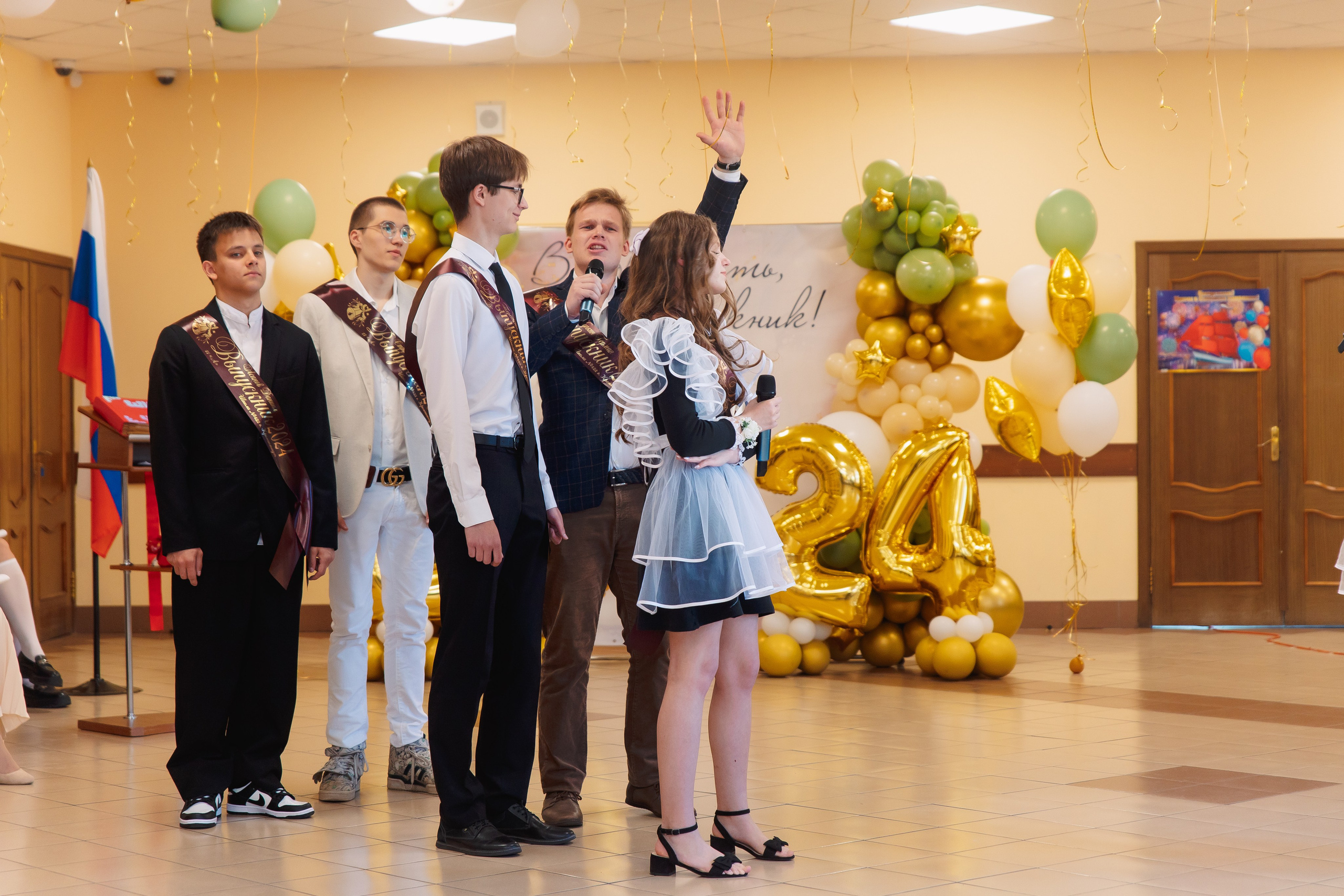 Последний звонок. Фотограф в Кронштадте и Санкт-Петербурге Анастасия Коваленко