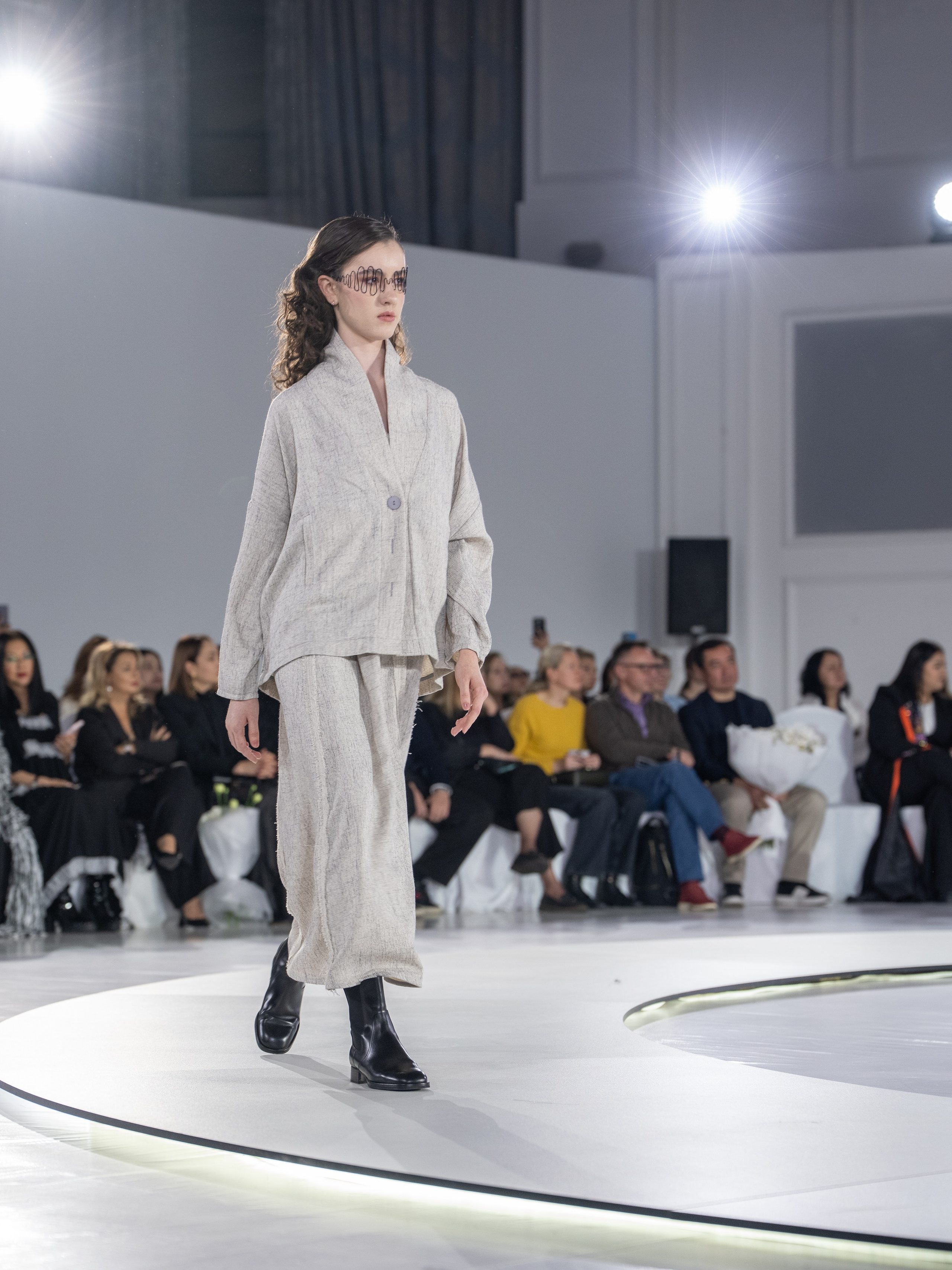 Дизайнер Zalkar. Сайт Алматинского НЮ АРТ, будуар и фэшн фотографа Дениса Карпенко