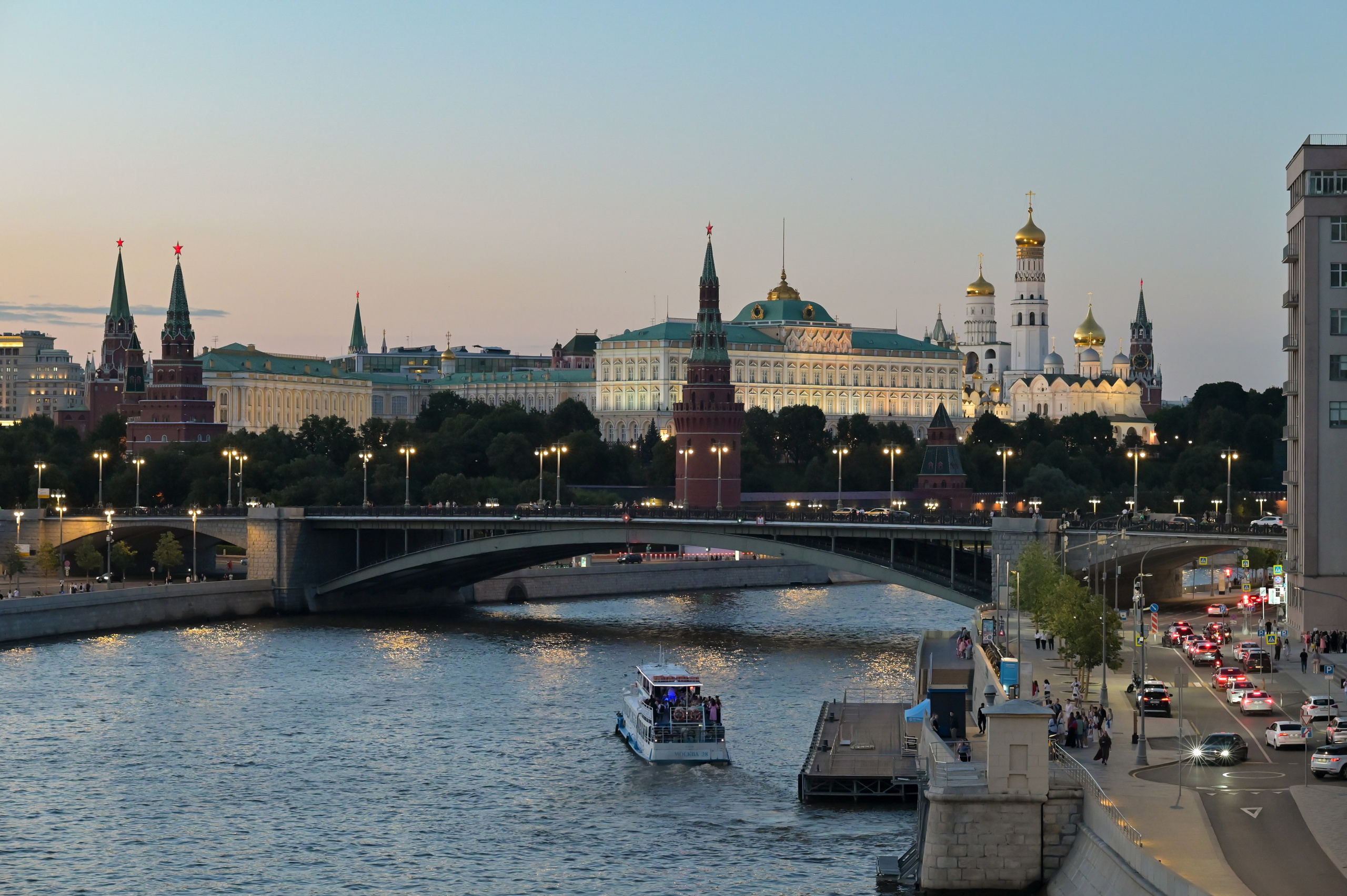 20240706 Киевская, Музеон, Библиотека. Дмитрий Ремизов. Фотография, как хобби