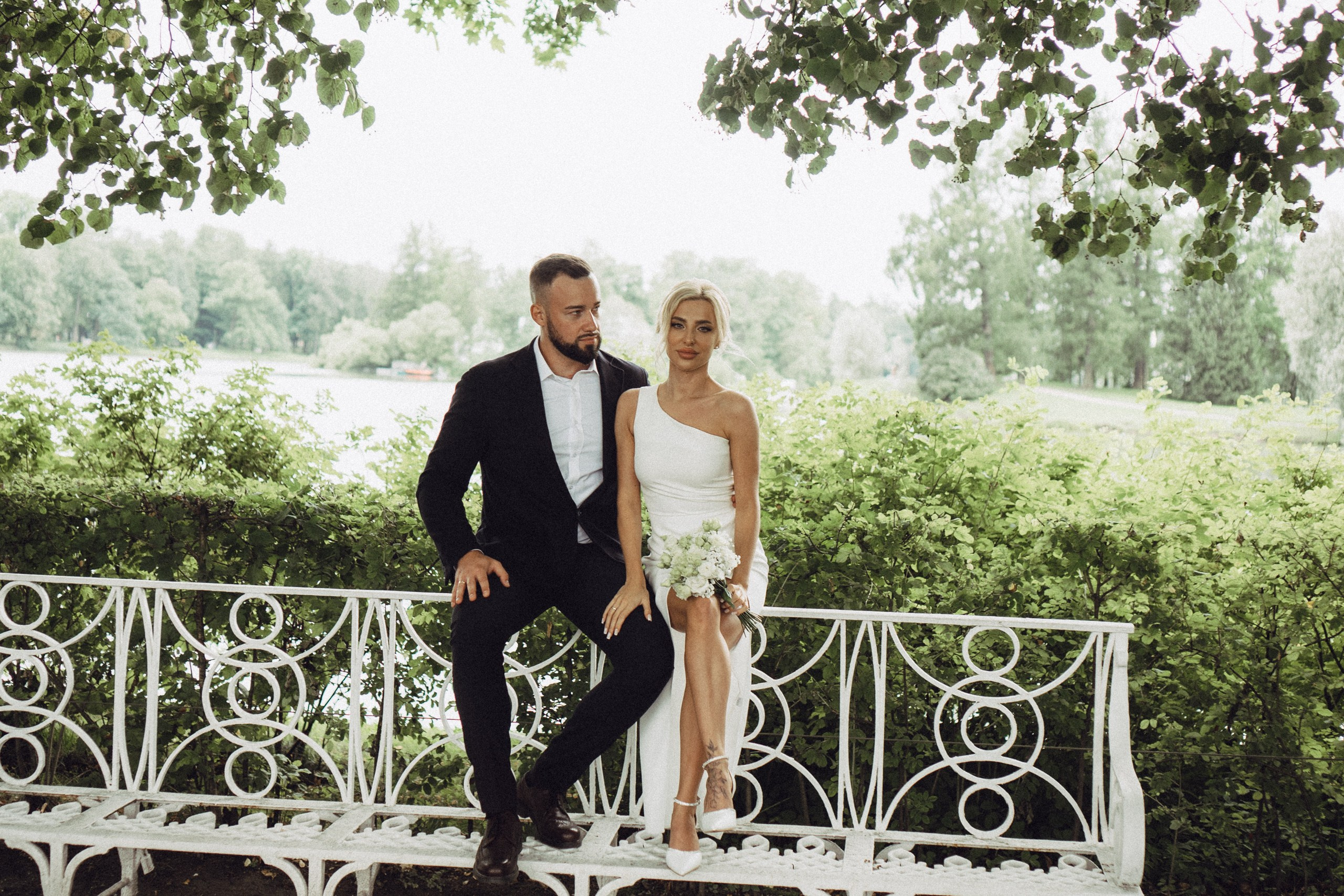 СВАДЕБНАЯ ИСТОРИЯ В ГОРОДЕ ПУШКИН ВОЗЛЕ ЕКАТЕРИНИНСКОГО ДВОРЦА И В ПАРКЕ. Профессиональный фотограф, Санкт-Петербург — Виктория Богомолова