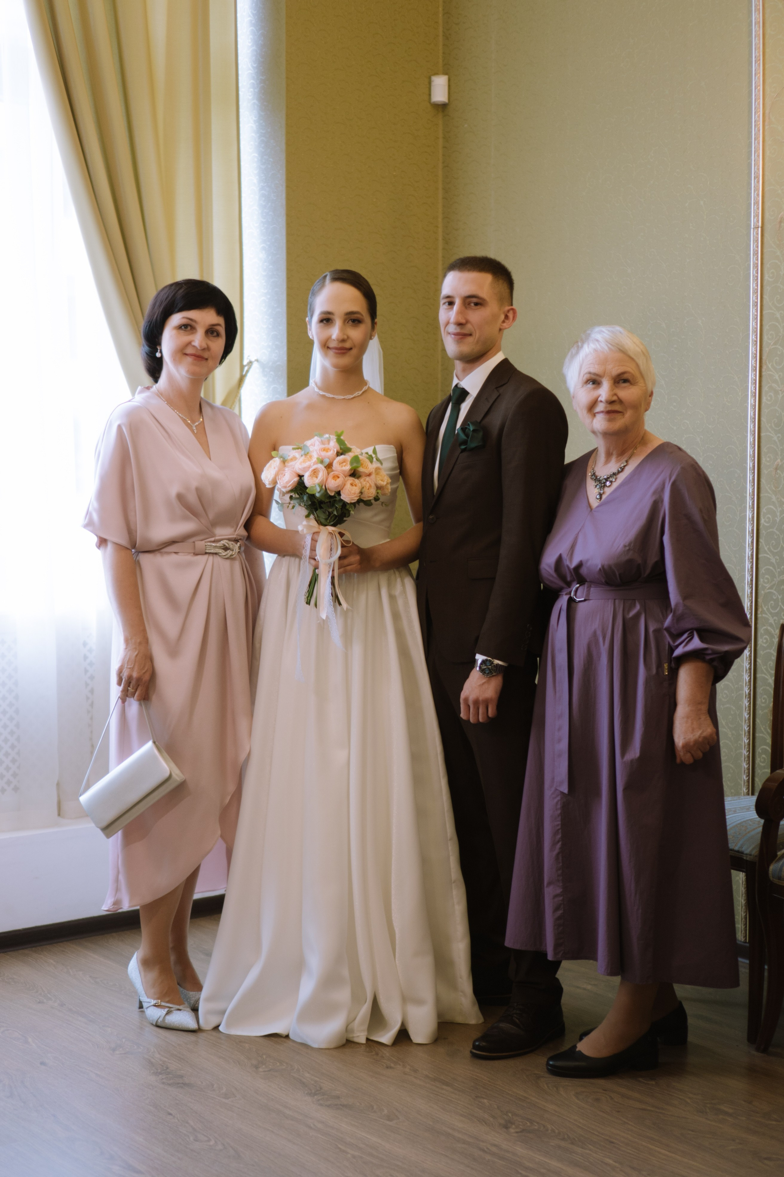 ЗАГС И ПРОГУЛКА 2 ЧАСА. Профессиональный фотограф, Санкт-Петербург — Виктория Богомолова