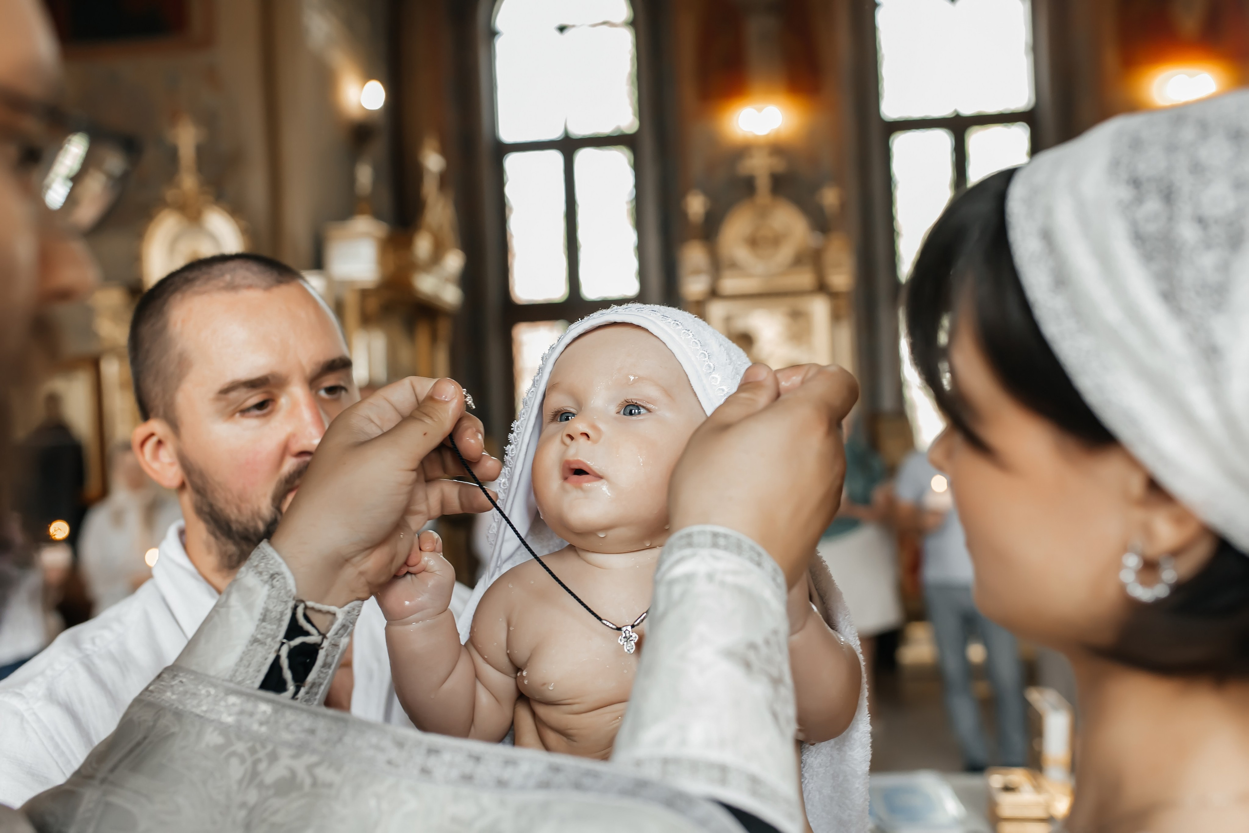 Крещение Артемия в Храме Николая Чудотворца в Ангелово. Фотограф на крещение и венчание Москва  Надежда Баланина