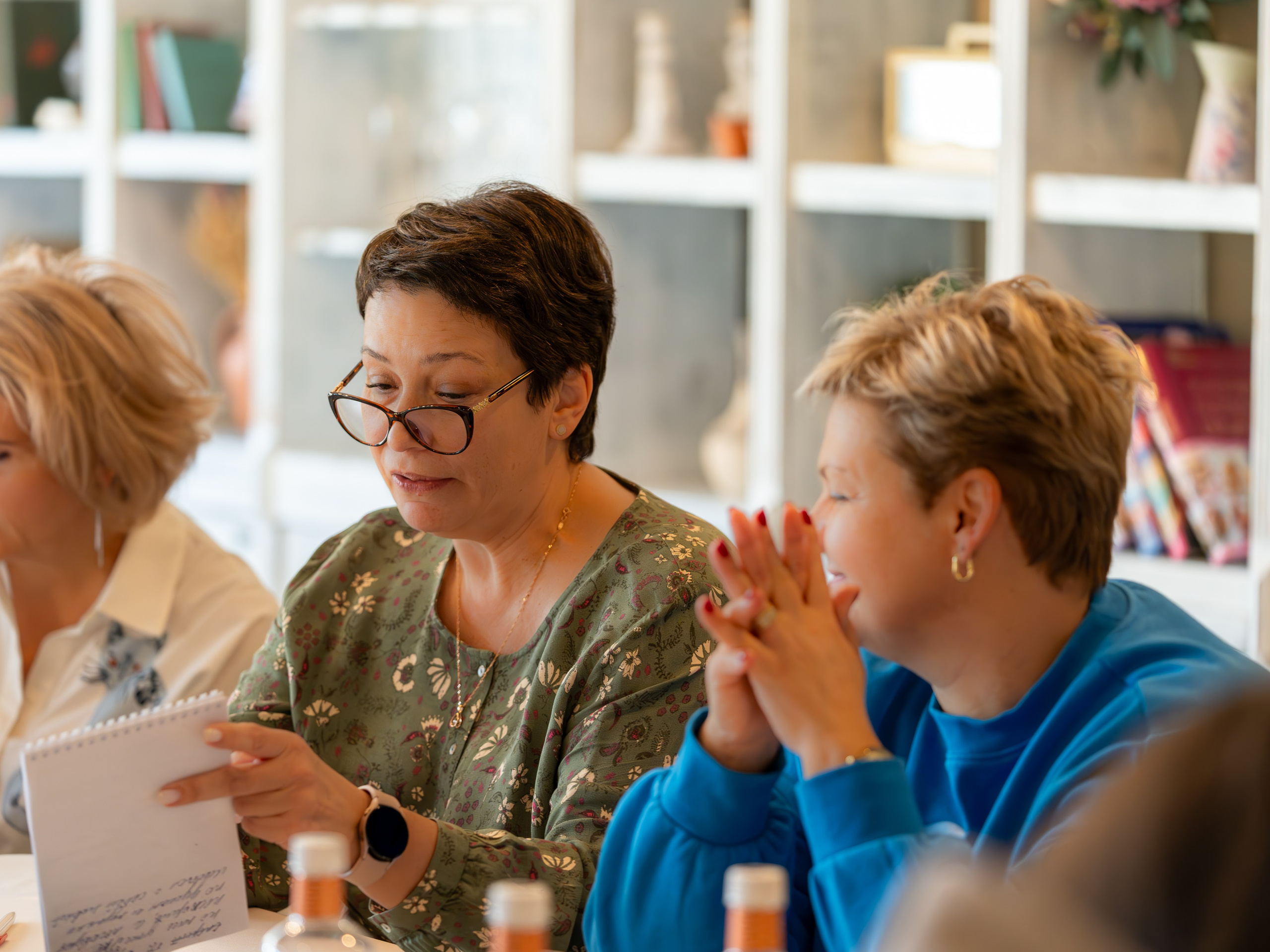 Литературная мастерская с Ольгой Шутовой в «Винотеррии». Репортажный фотограф в Красной Поляне и Сочи Павлюченко Екатерина