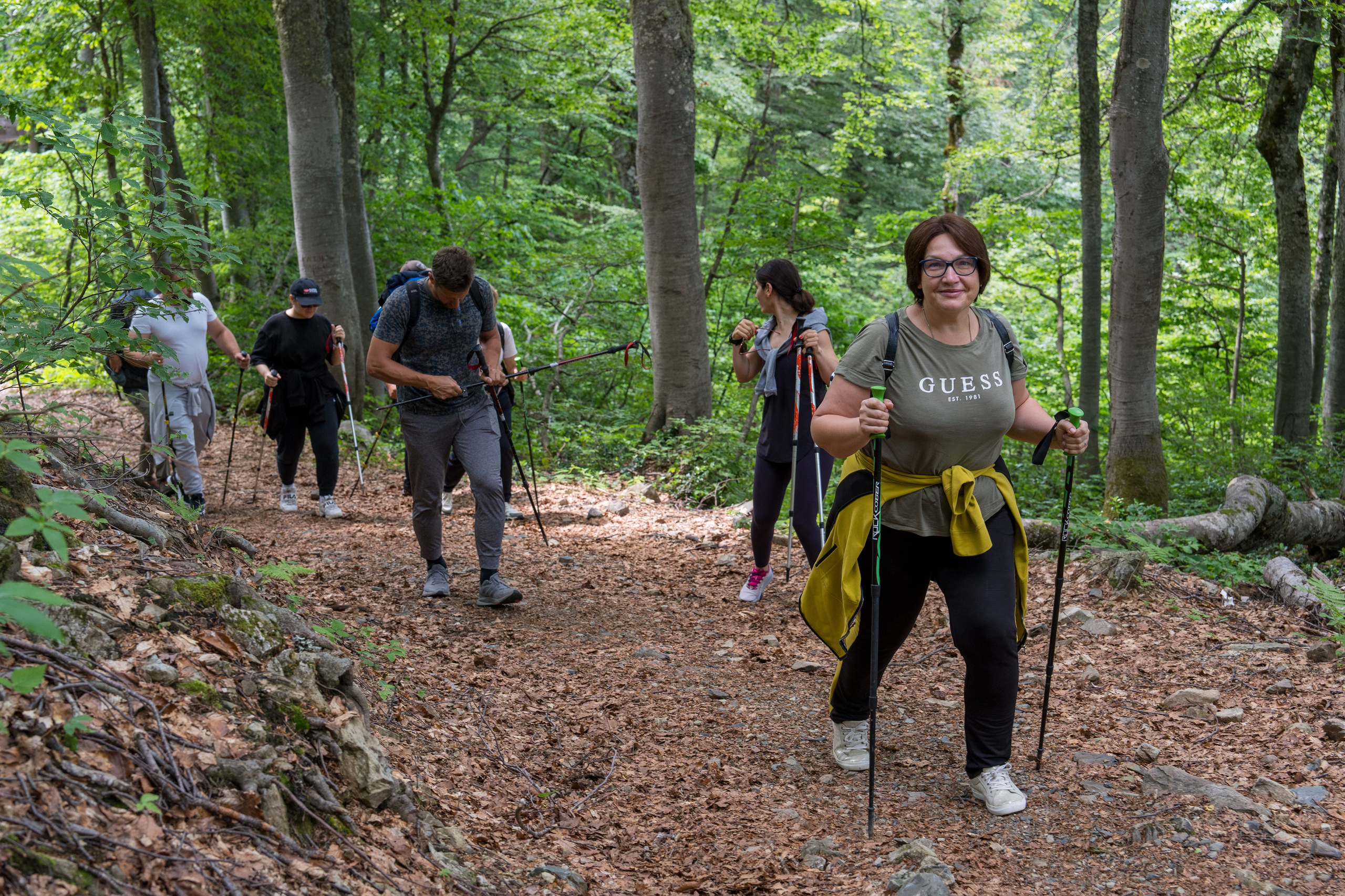 MICE мероприятие для компании «Доставка морем»: хайкинг к Ачипсинским водопадам. Репортажный фотограф в Красной Поляне и Сочи Павлюченко Екатерина
