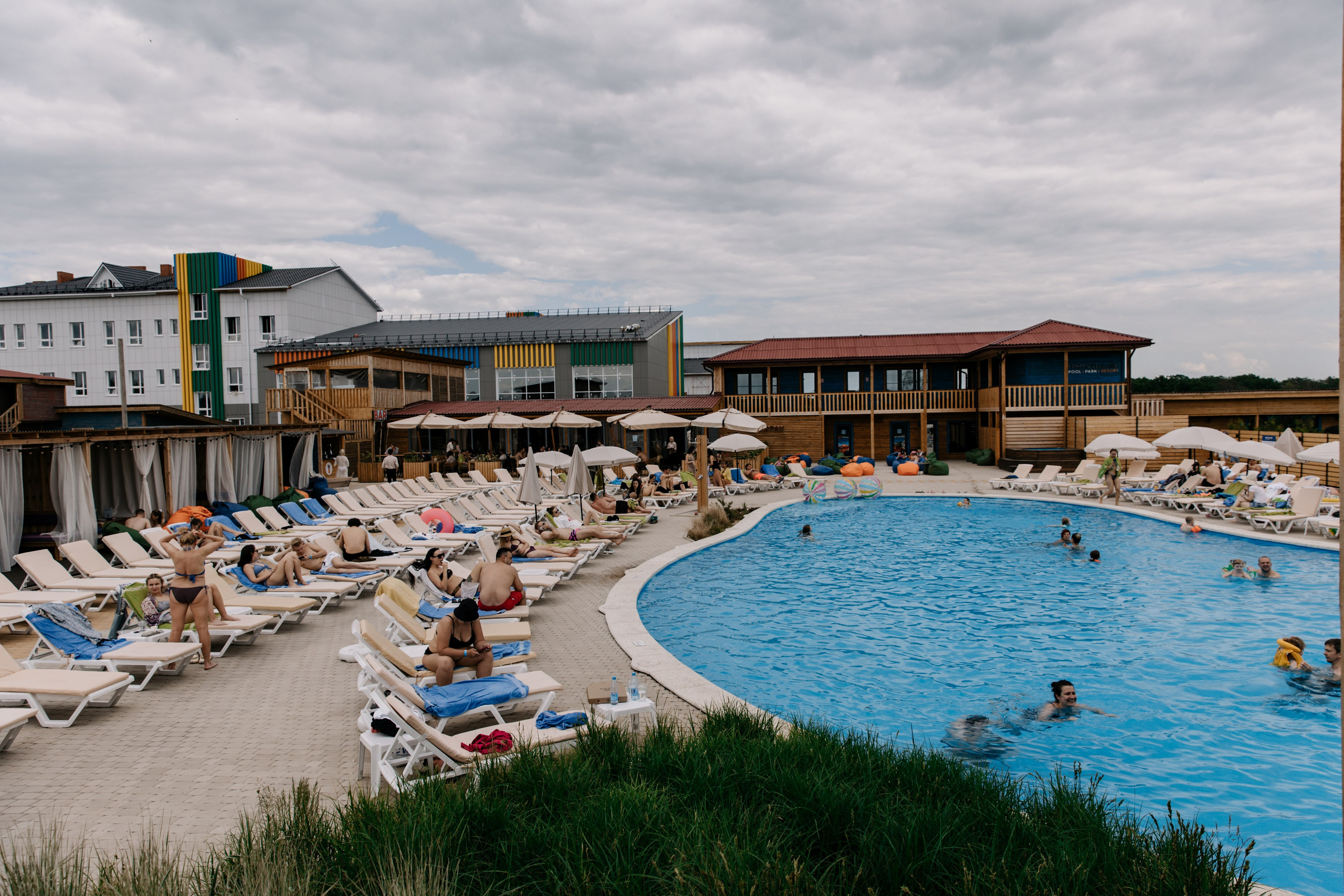 01.06.2024 Открытие бассейна Resort Pool Park. Профессиональный фотограф Юнаковская Оксана