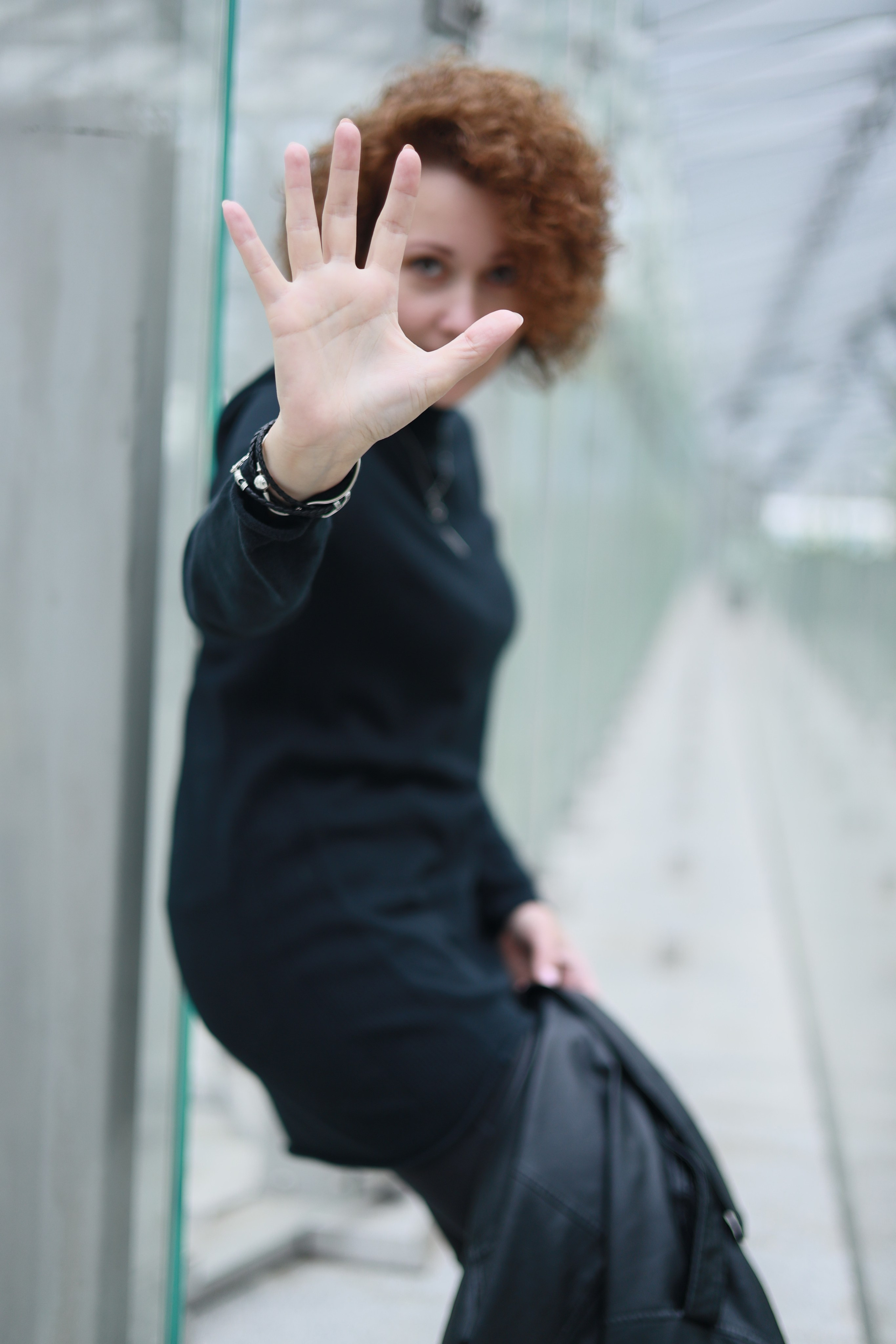Larisa walking in the park. Family, portrait, content photo in Costa Rica Evgeniya Besprozvannykh