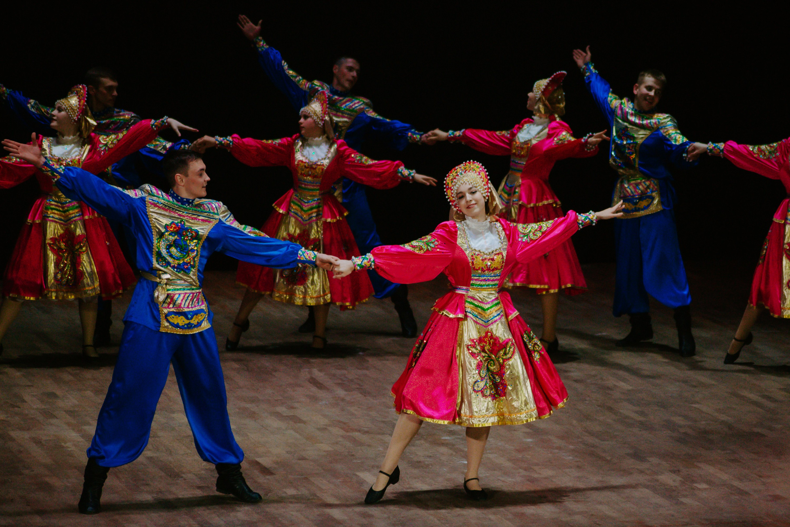 «Уральский сувенир». Концерт танцевальной студии. Фотограф в Челябинске Ополихина Анна