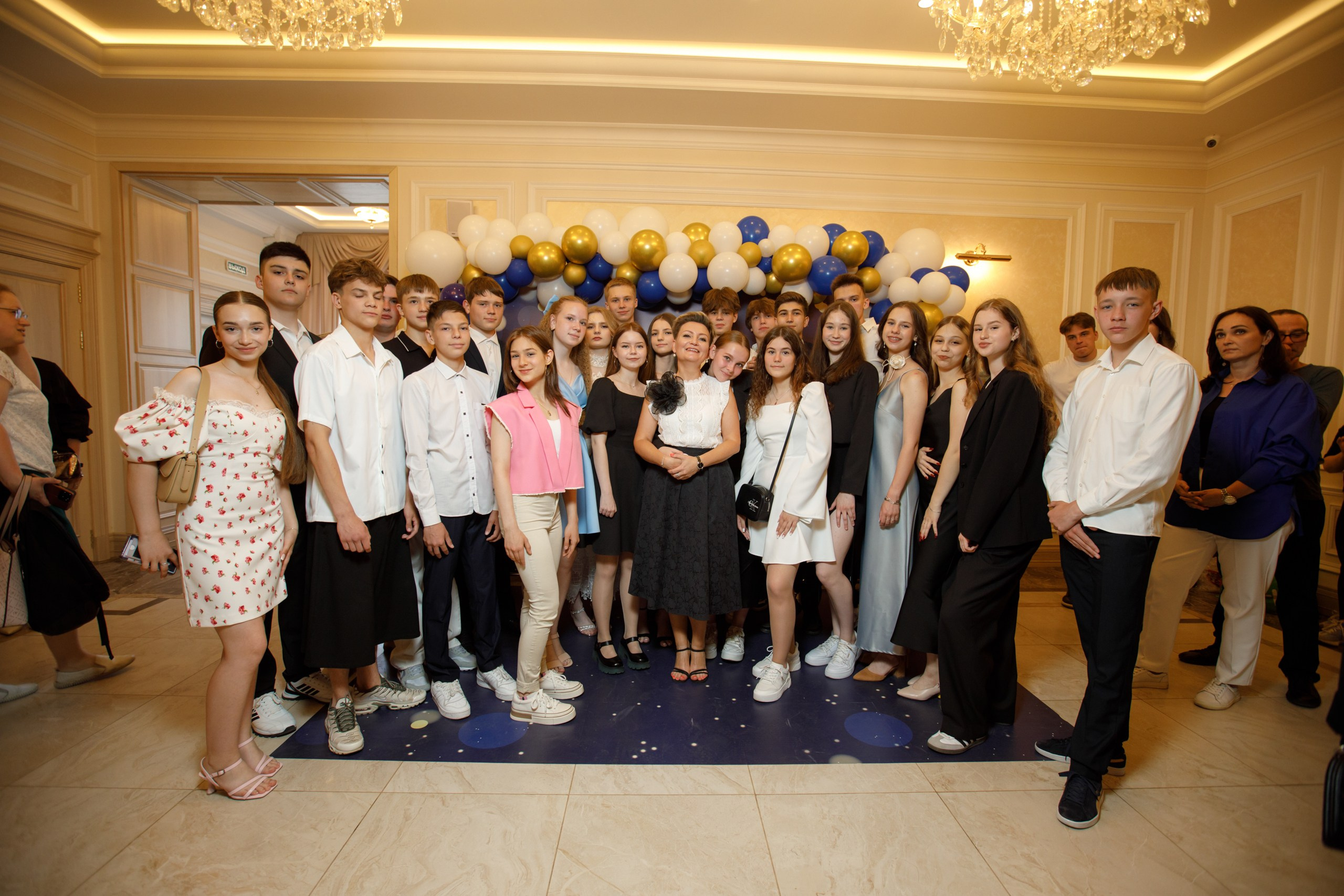 Вручение аттестатов. Свадебный фотограф в Ярославле Анастасия Архипова