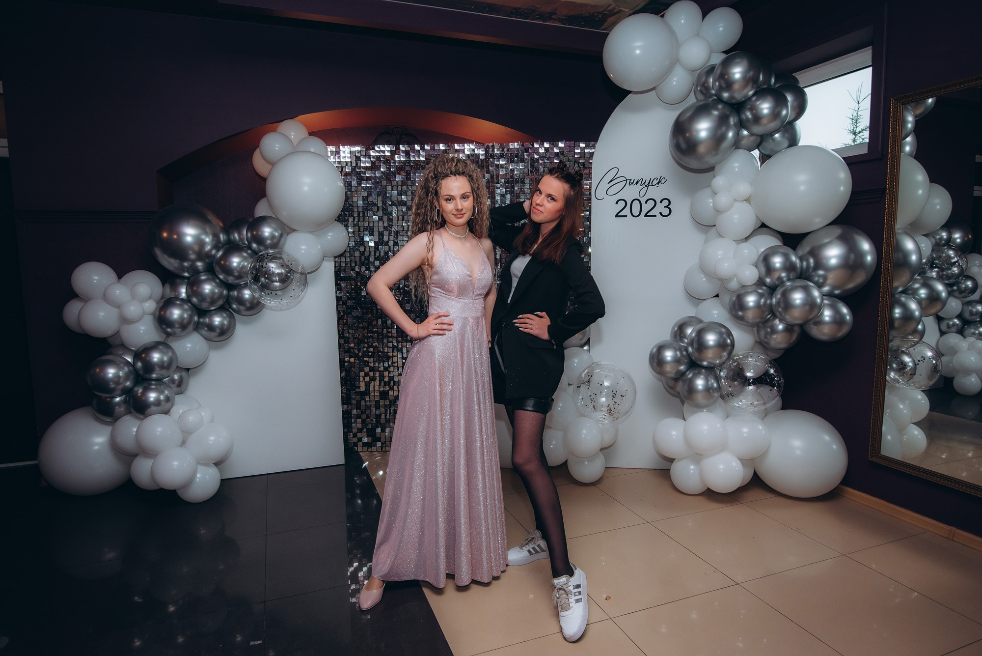 Выпускной 9-11классы. Выпускные книги Анапа Новороссийск Краснодар