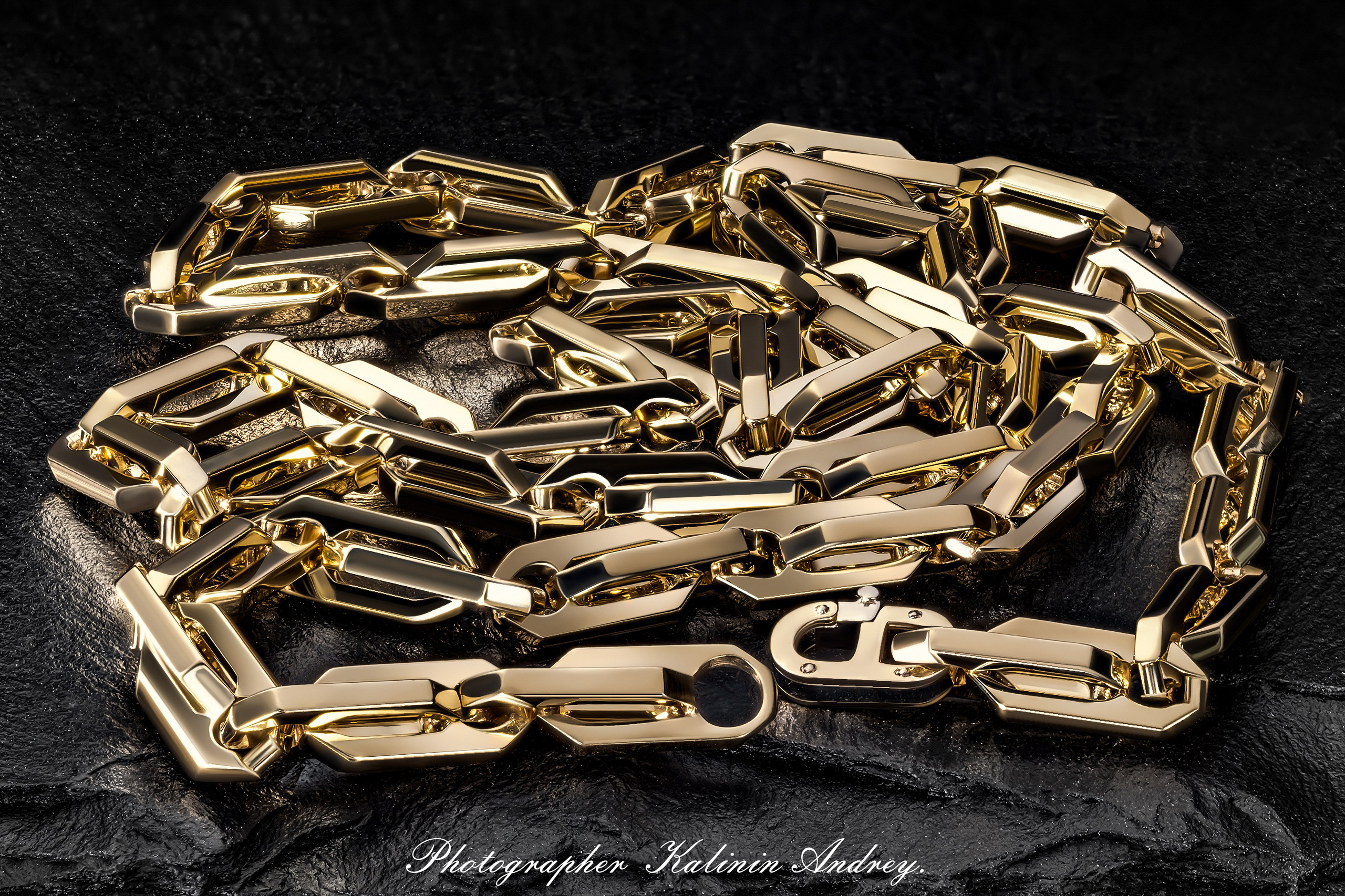 Рекламная эксклюзивная предметная фотосъёмка ювелирных изделий в Москве  тел +7 966-003-13-07. Высококачественная профессиональная рекламная фотосъёмка ювелирных украшений, драгоценных камней в Москве. Обучение, консультация