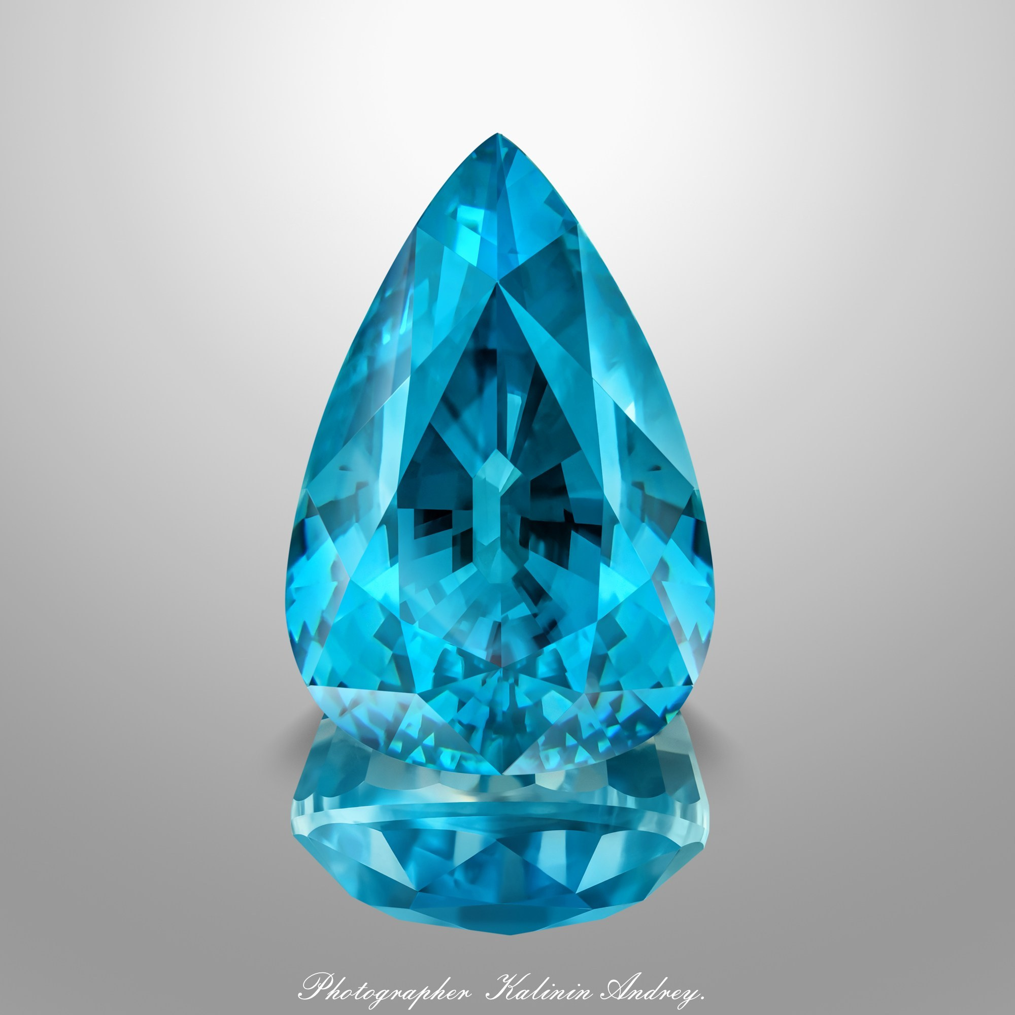 Фотографии в большом разрешении драгоценных камней на продажу купить тел +79 660 031 307. Высококачественная профессиональная рекламная фотосъёмка ювелирных украшений, драгоценных камней в Москве. Обучение, консультация