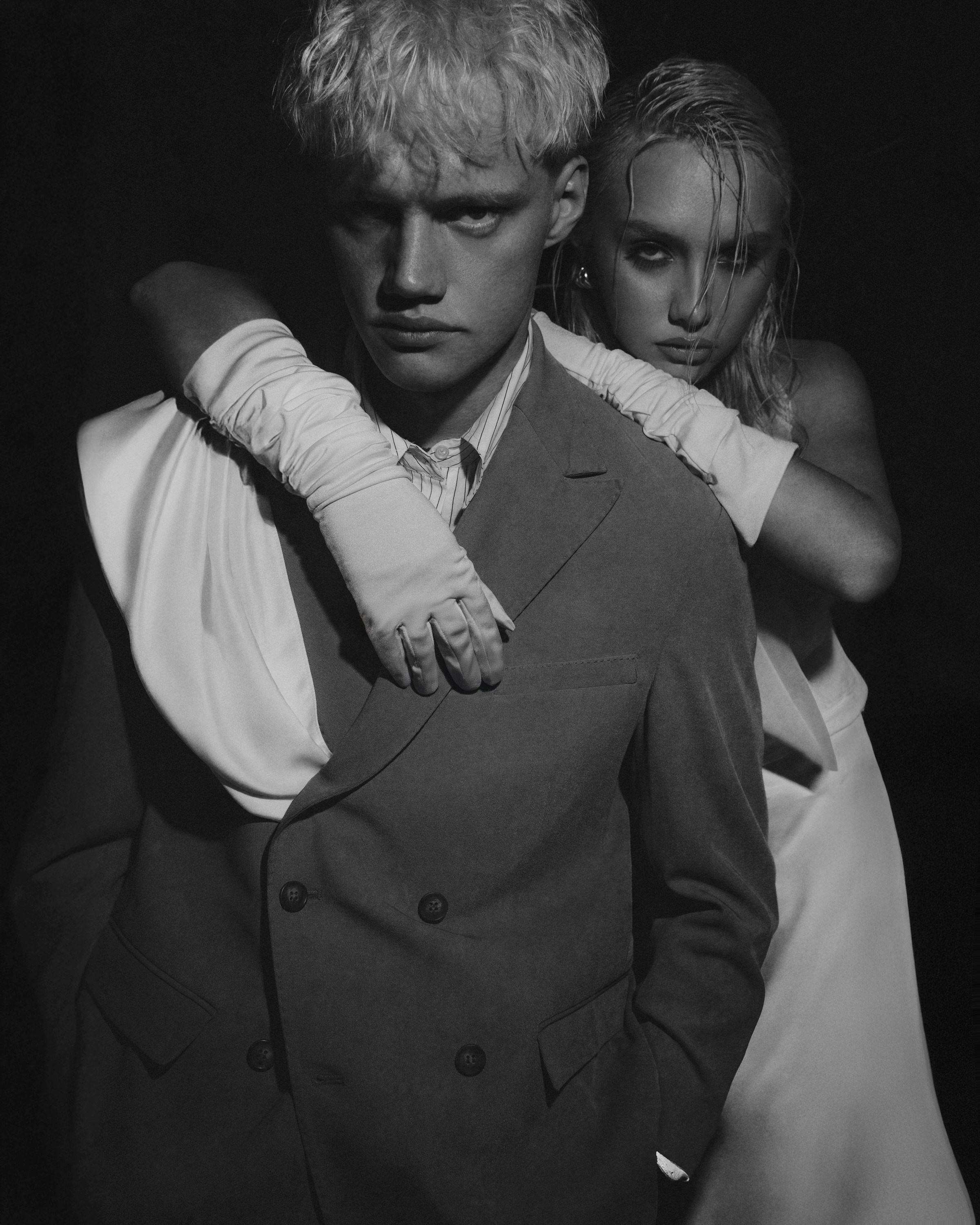 Earth of endless roads. Фотограф Александр Захар. Минск, Москва, Дубай