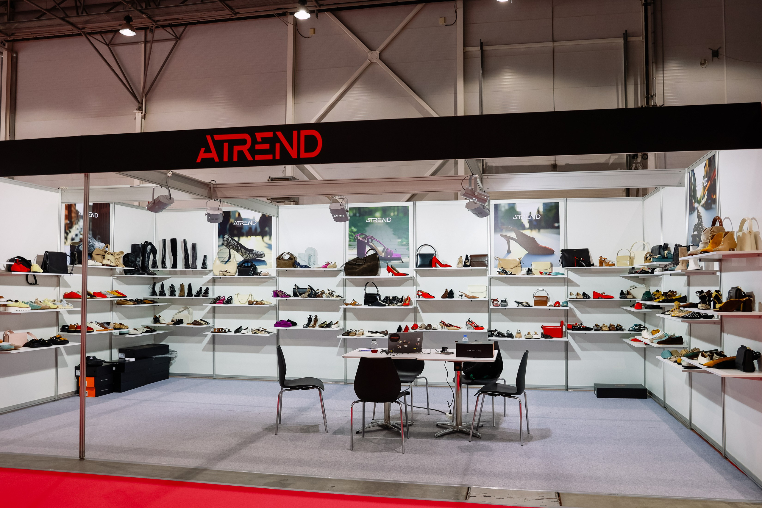 Обувная выставка Shoesstar в Экспоцентре. Фотограф Юлия Мальцева