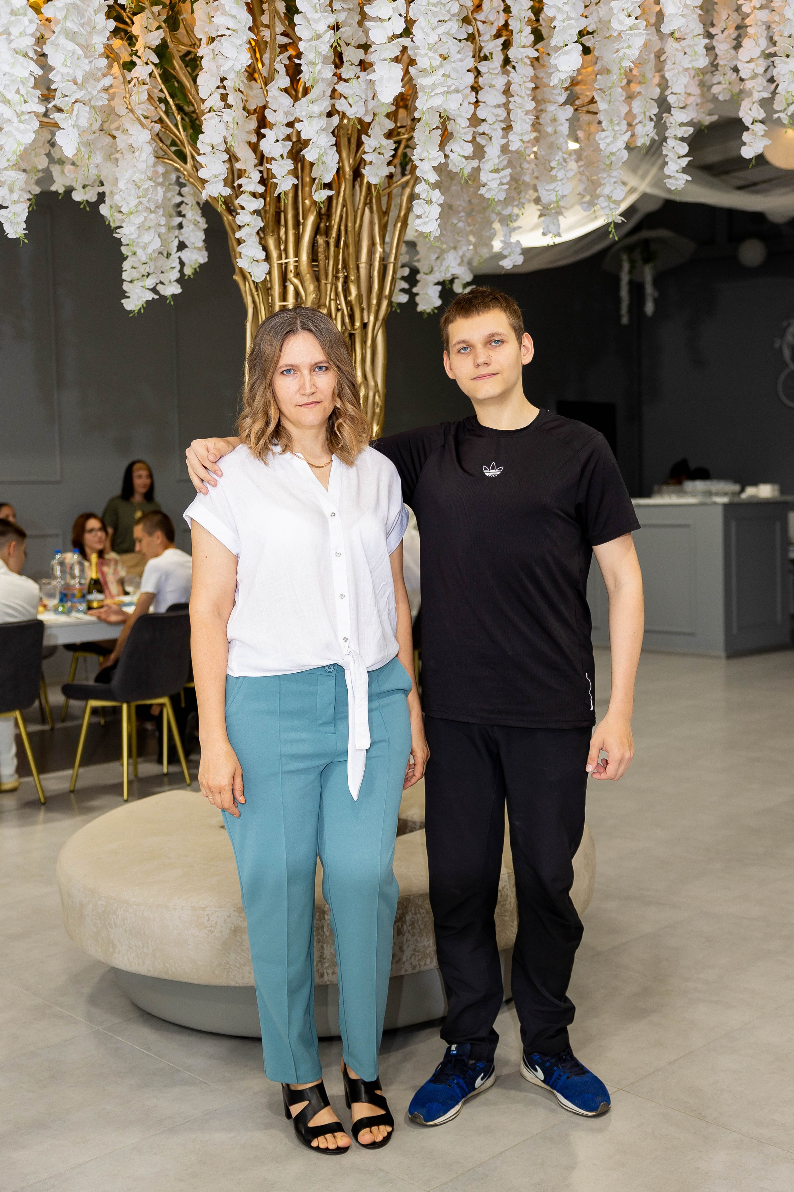 Школа 9 выпуск 2025. Выпускные альбомы в Краснодарском крае