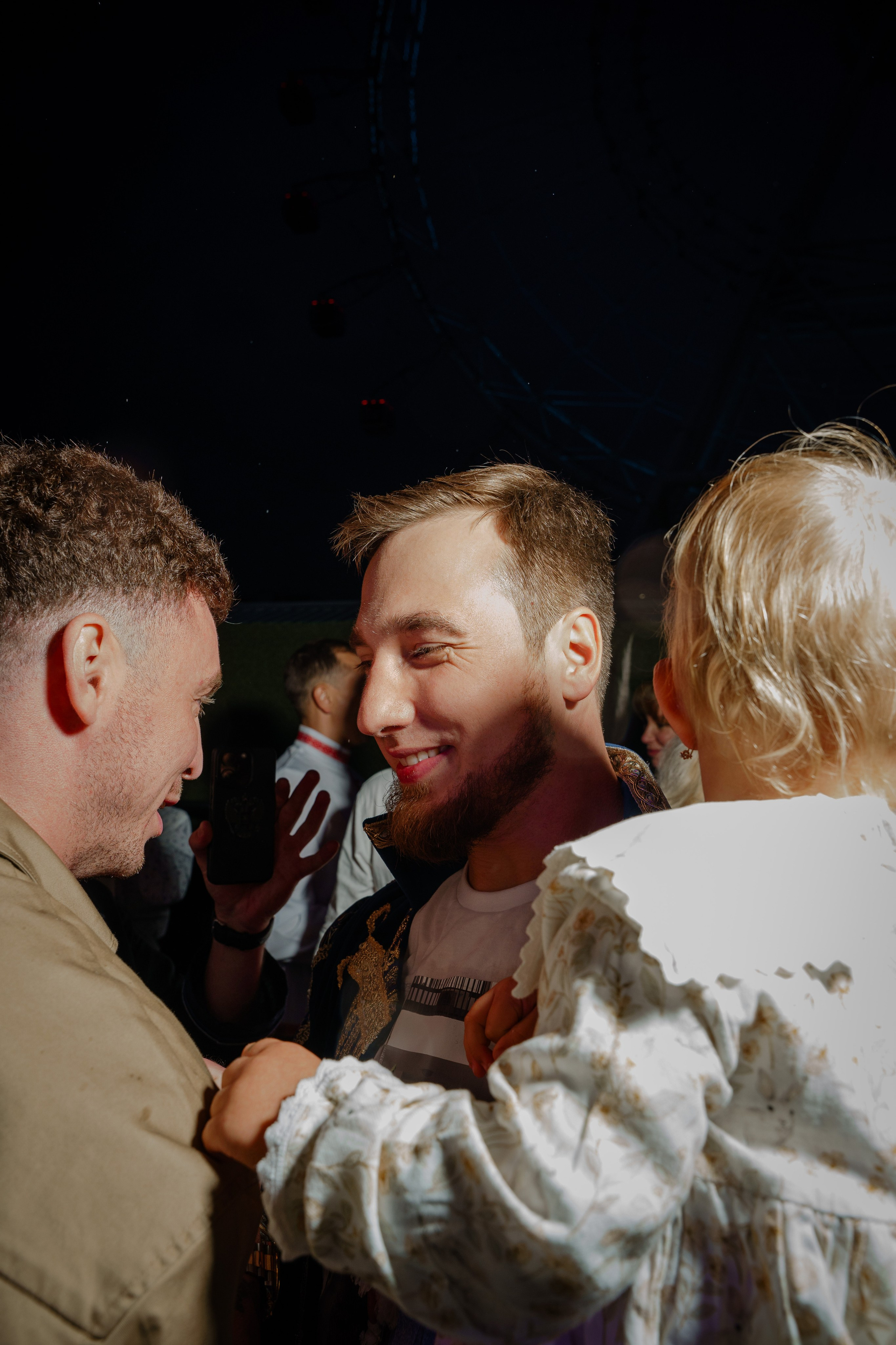 Гендер пати в славянском стиле. Репортажный фотограф в Москве Саша Дружинина