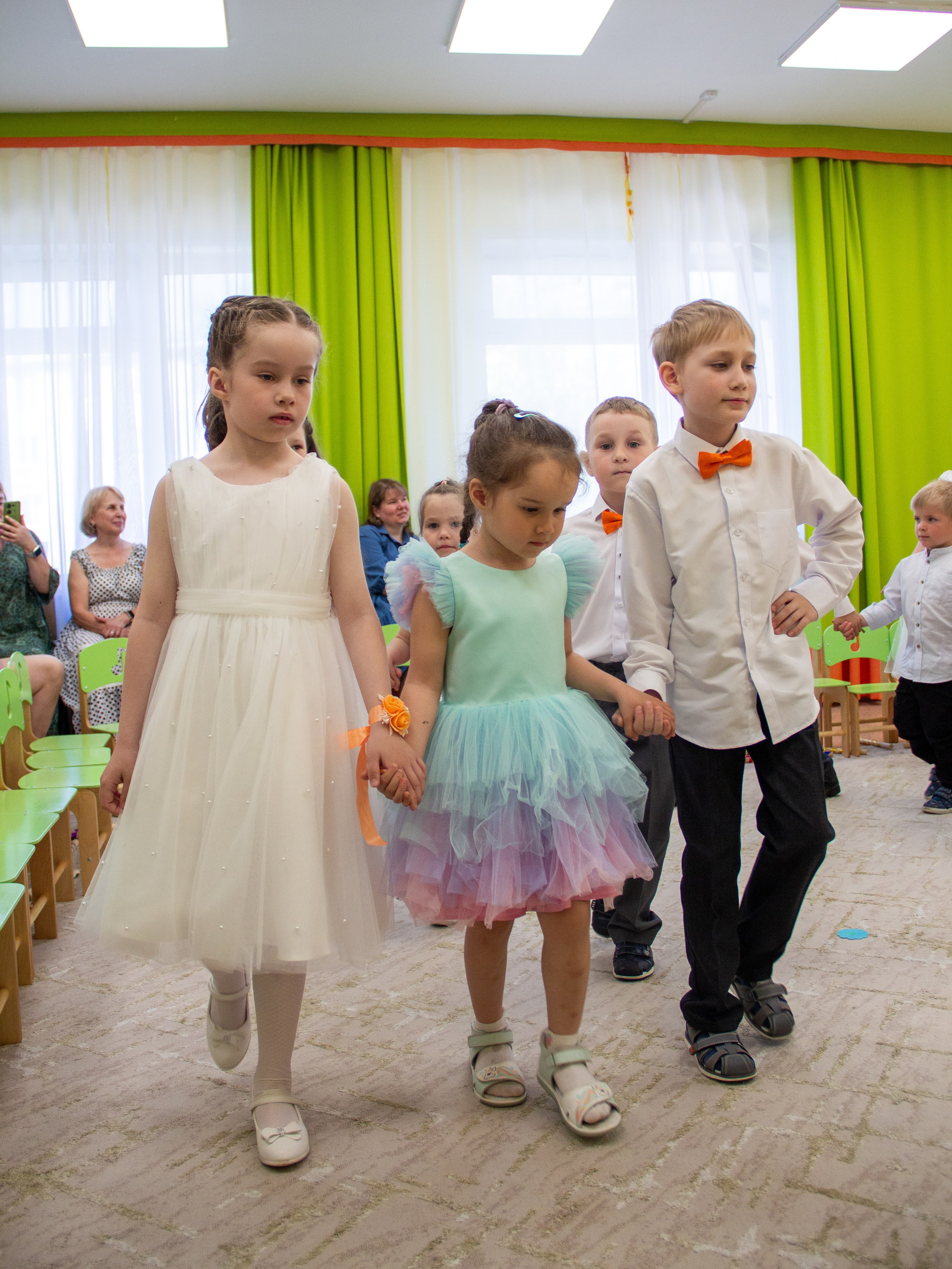 Report: выпускной в д/с «Динамика». Фотограф в Перми Любовь Огородова | Авторские туры