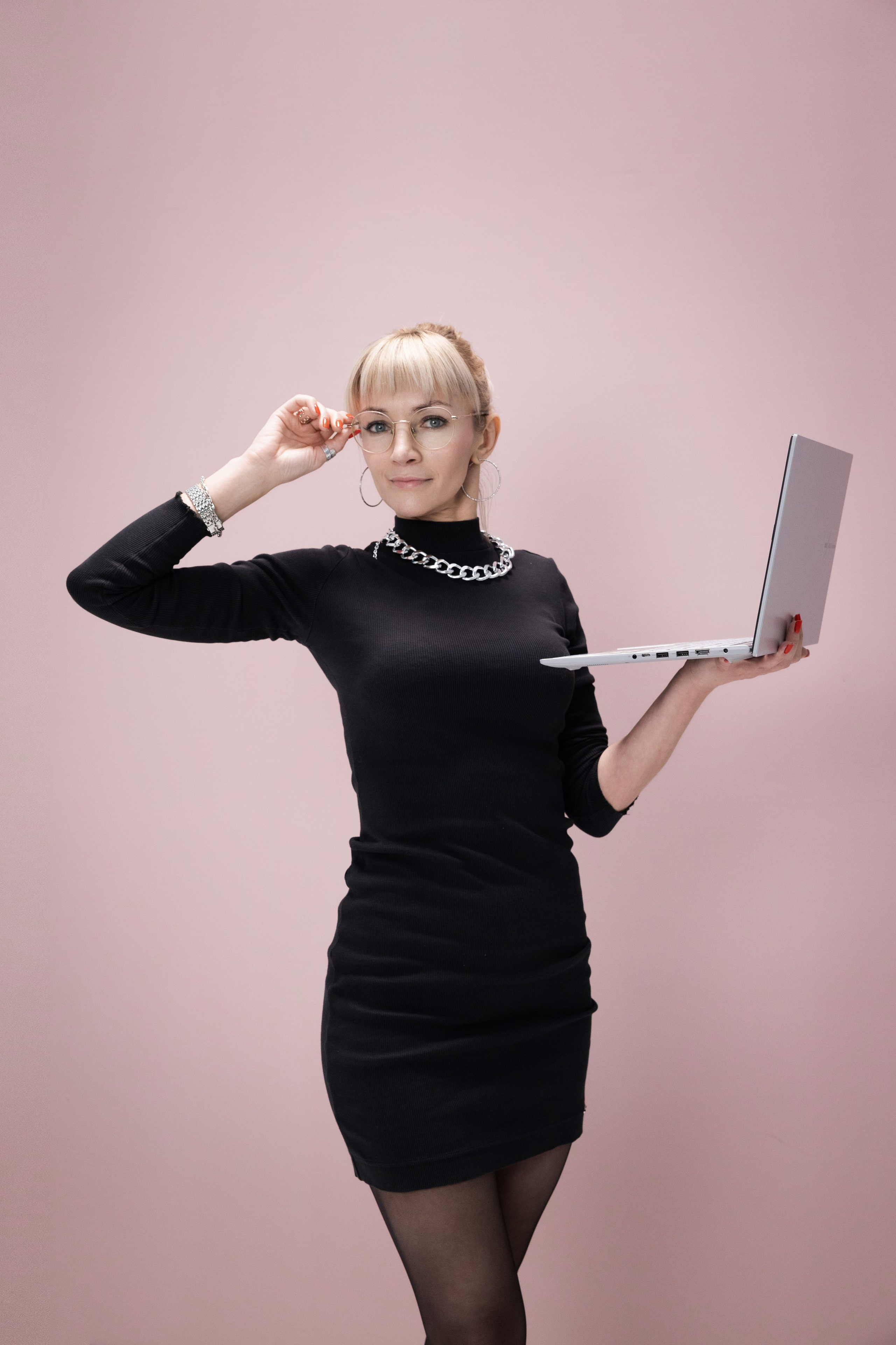 Женская портретная съёмка. Фотограф Лабутина Александра. Портретный и репортажный фотограф из Нижнего Новгорода Александра Лабутина