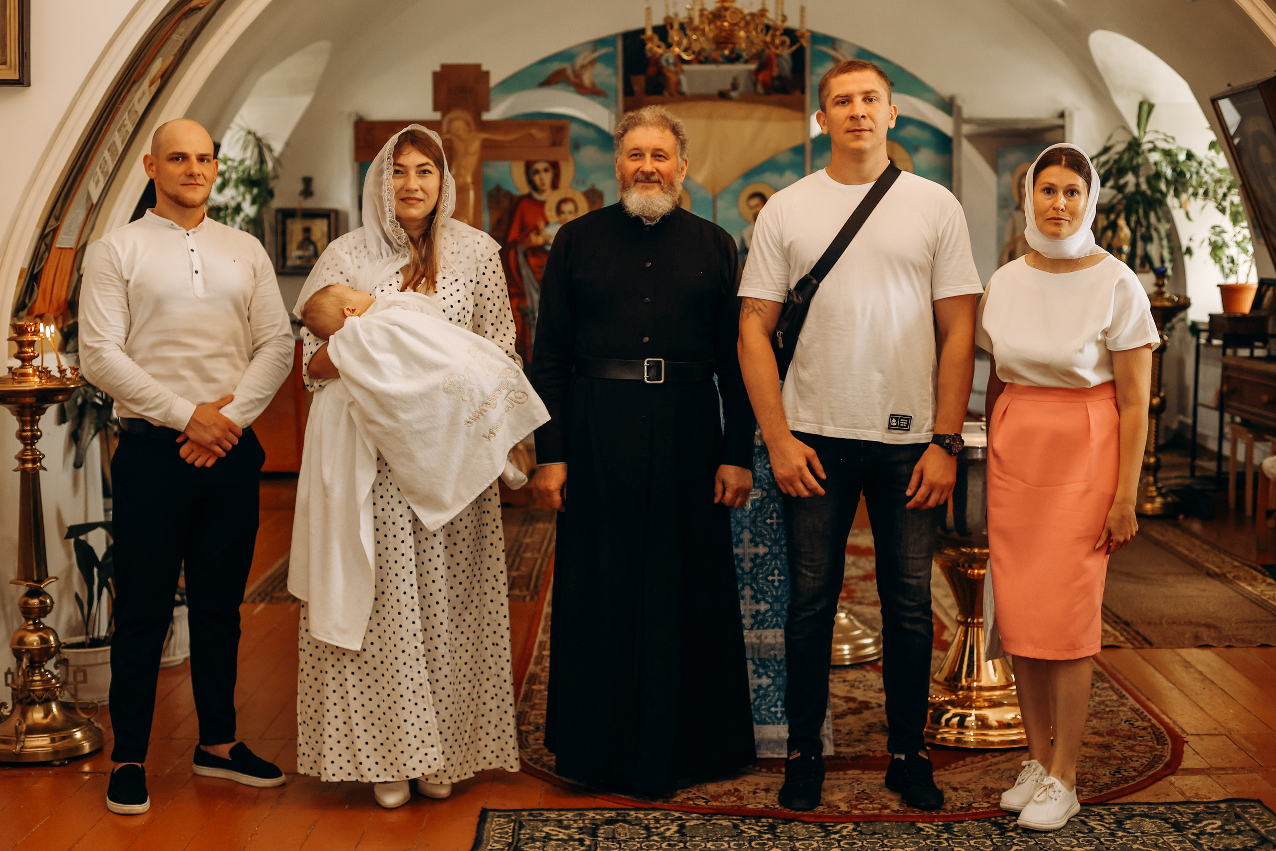 Крещение Полины. Крестознаменская церковь. Детский фотограф в Дубне и Кашине Елена Карпушина