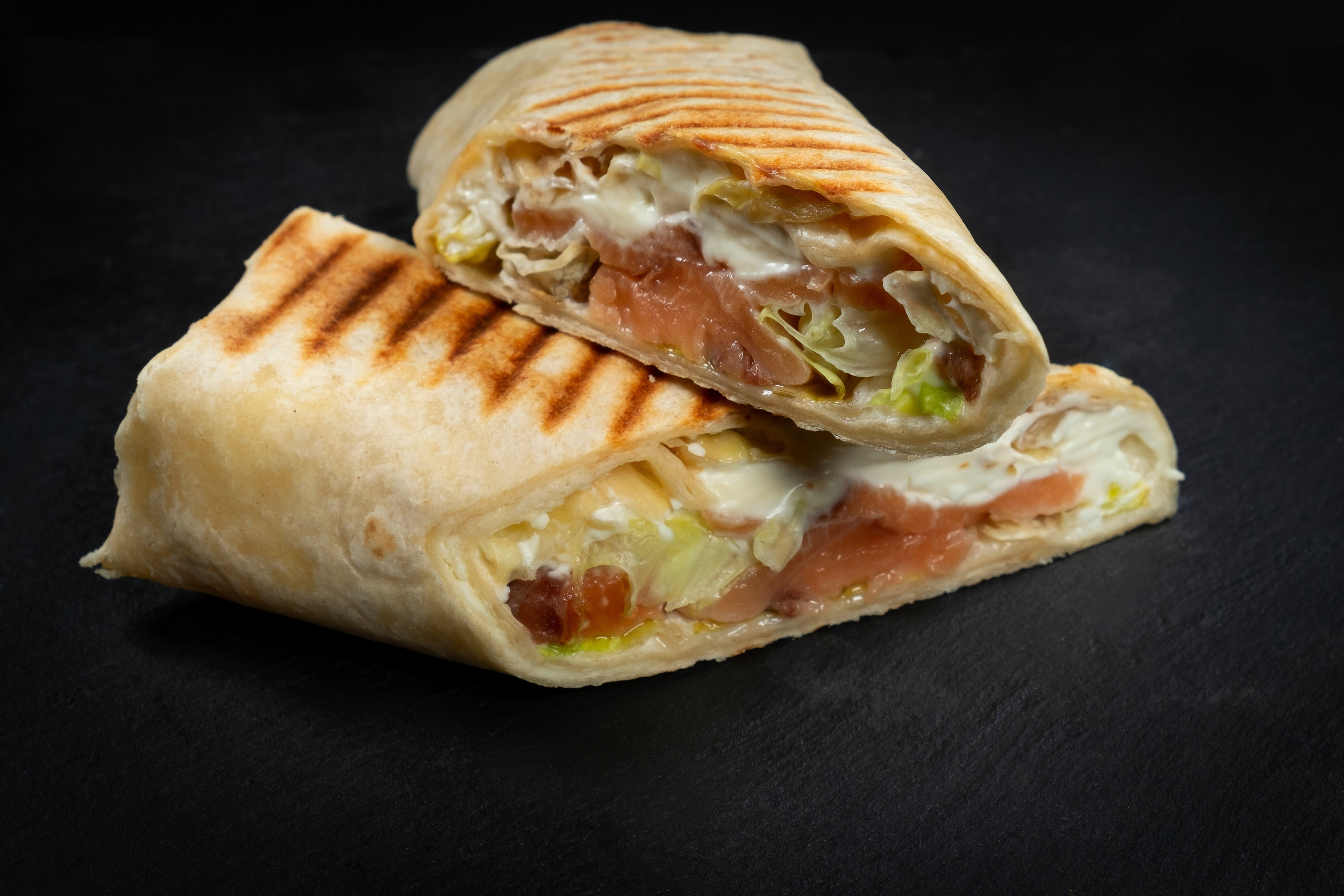 Фуд-фотография (food photography) в Архангельске, Северодвинске, Краснодаре и Краснодарском крае. Фотосъемка еды, напитков, коктейлей для разработки меню ресторана или кафе, а так же как контент для социальных сетей. От простых, до сложных блюд. 