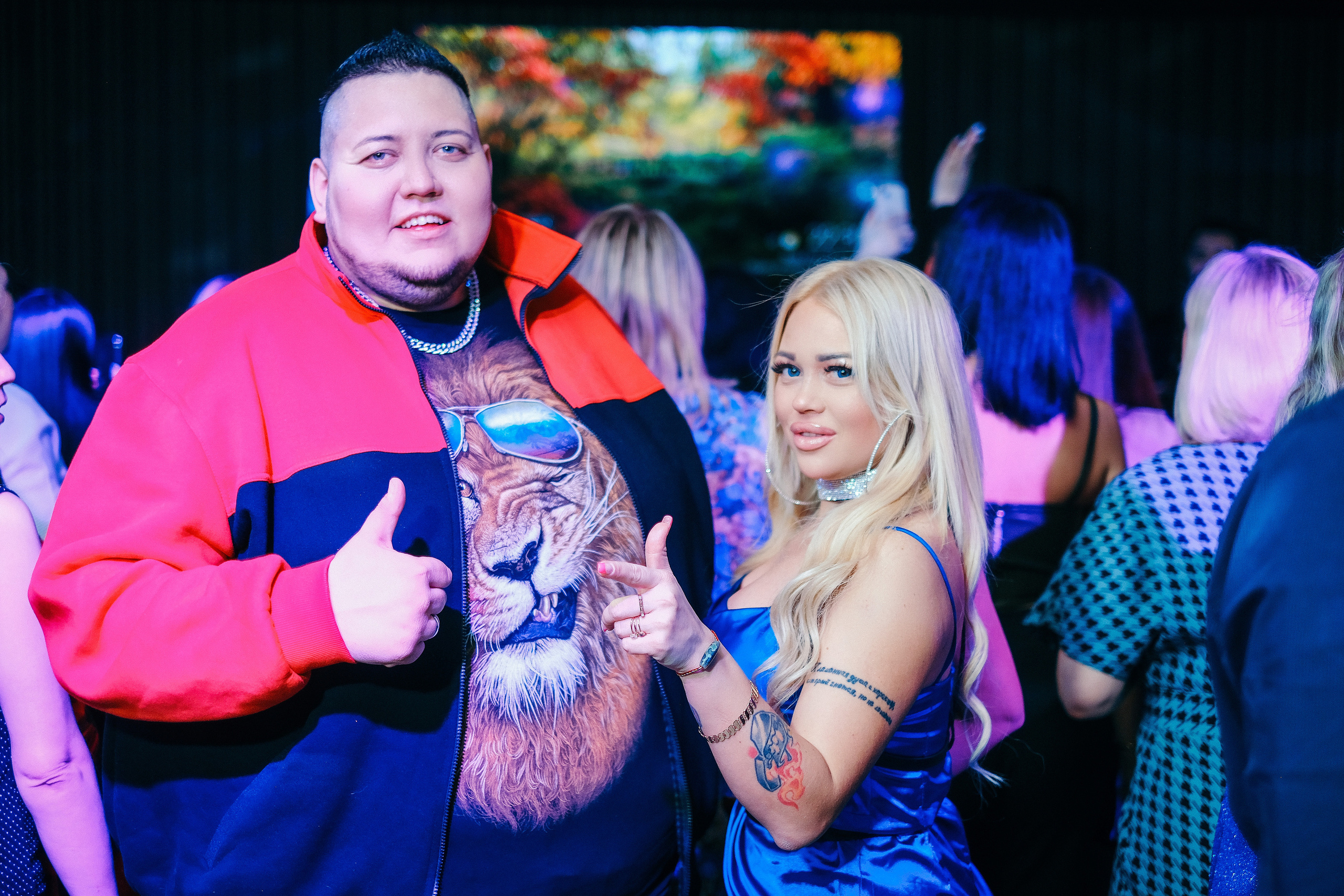 Эльбрус Джанмирзоев в ресто-баре Бакинский Бульвар. Свадебный и репортажной фотограф Денис Ожигин в Краснодаре и Краснодарском крае