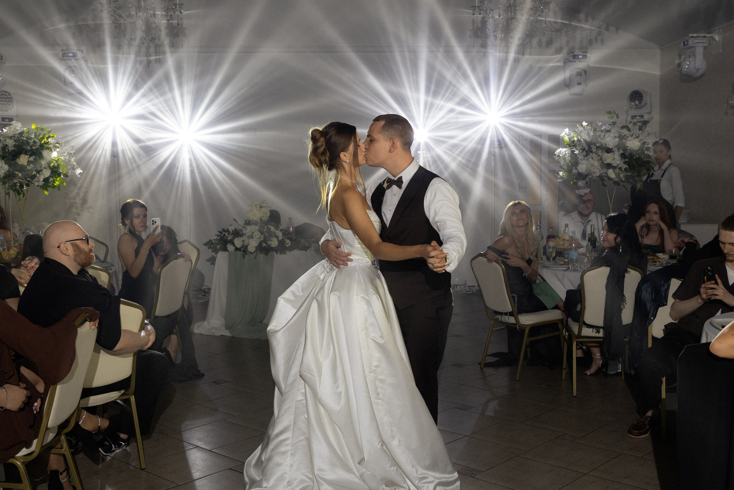 Свадебная фотосессия Анастасии и Игоря в Усадьбе Легенда. Свадебный фотограф в Минске/Беларуси Сергей Спиридонов