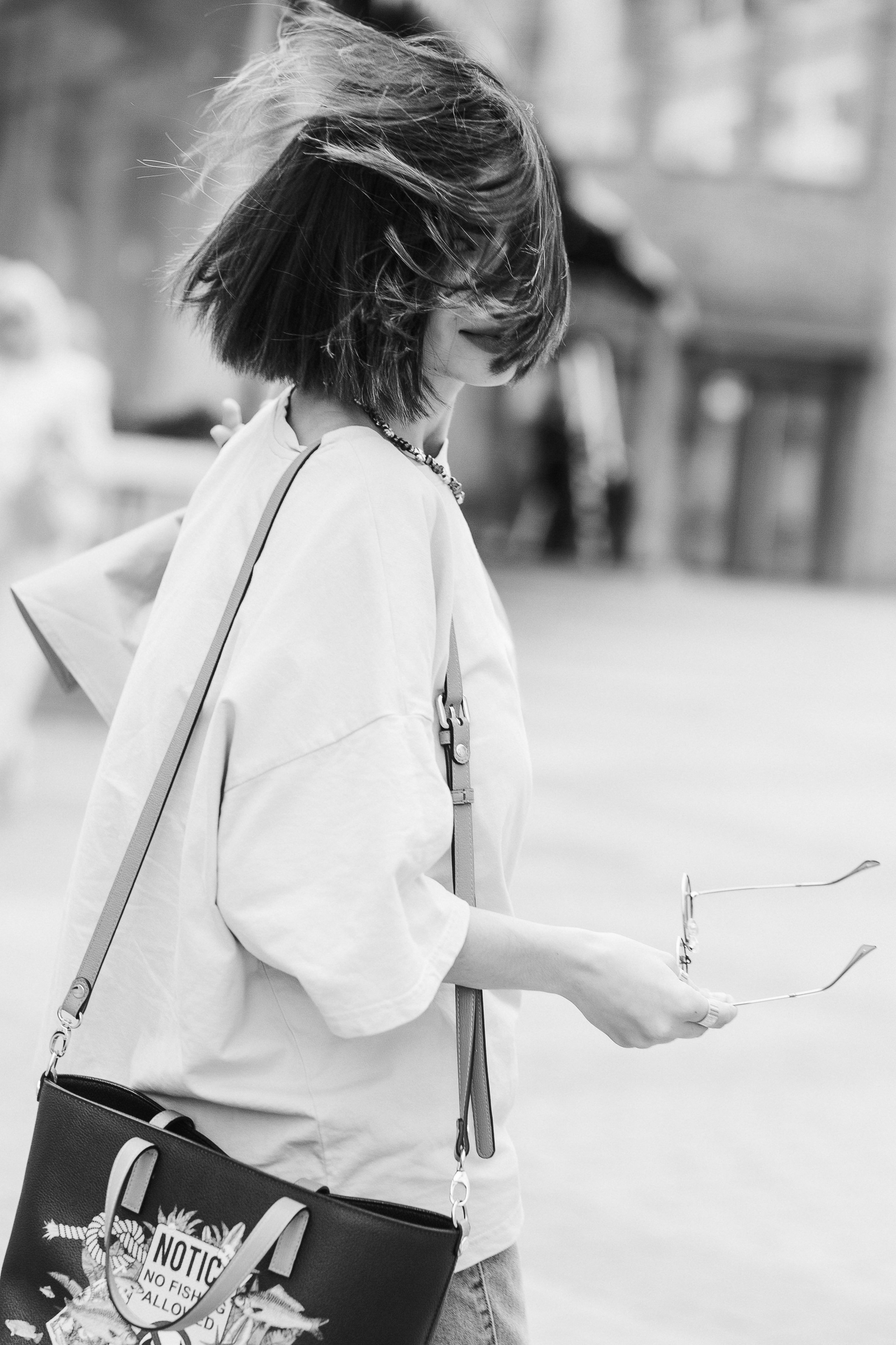 Загадочный Шарм Таганрога: Саша в Объективе на Улице Петровской. Свадебный и семейный фотограф в Таганроге Бакарюк Антон