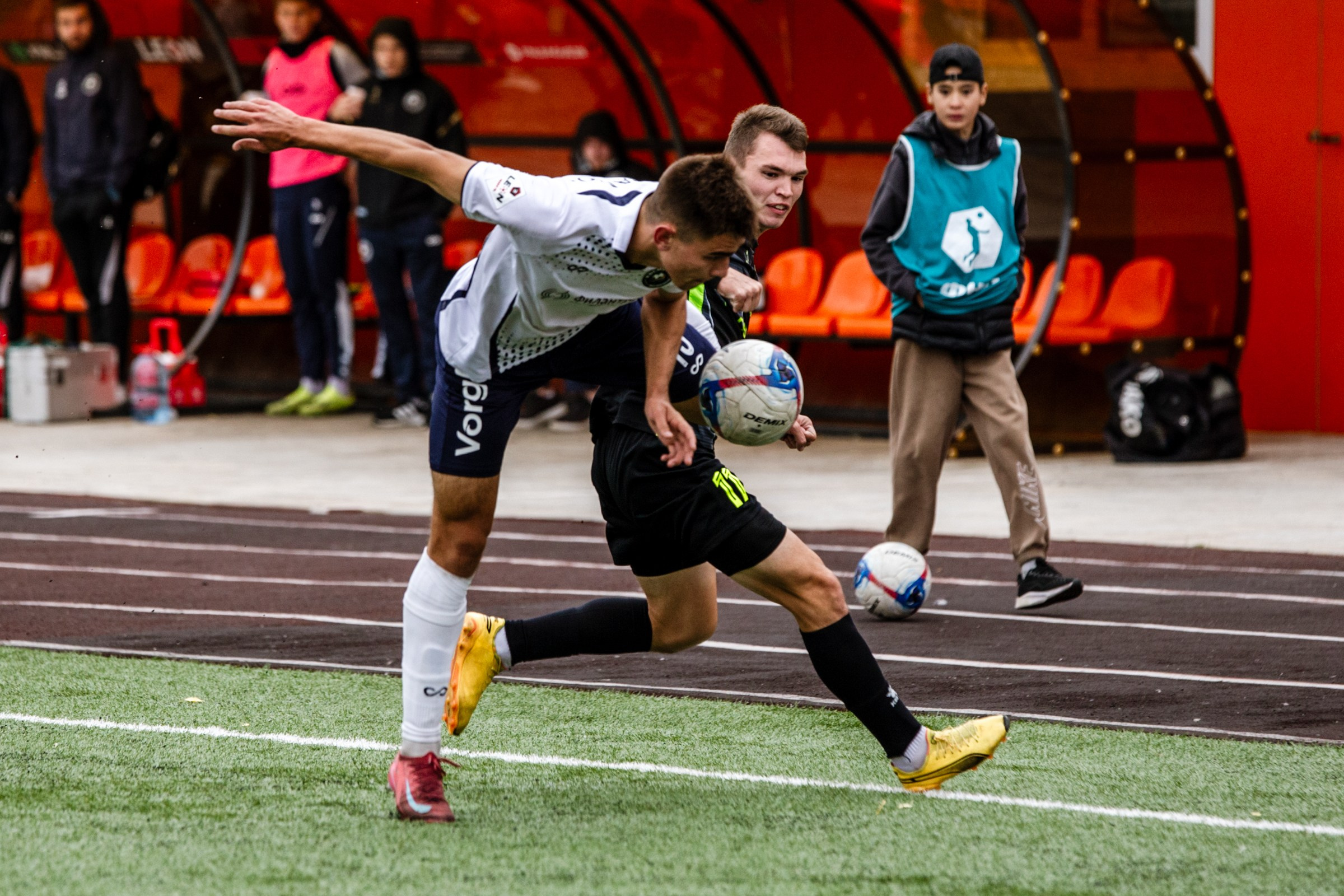 Первенство России по футболу LEON-Вторая лига Б | ФК Иркутск — Космос (Долгопрудный) | 14.09.25. Фотограф в Иркутске Евгения Айвазова