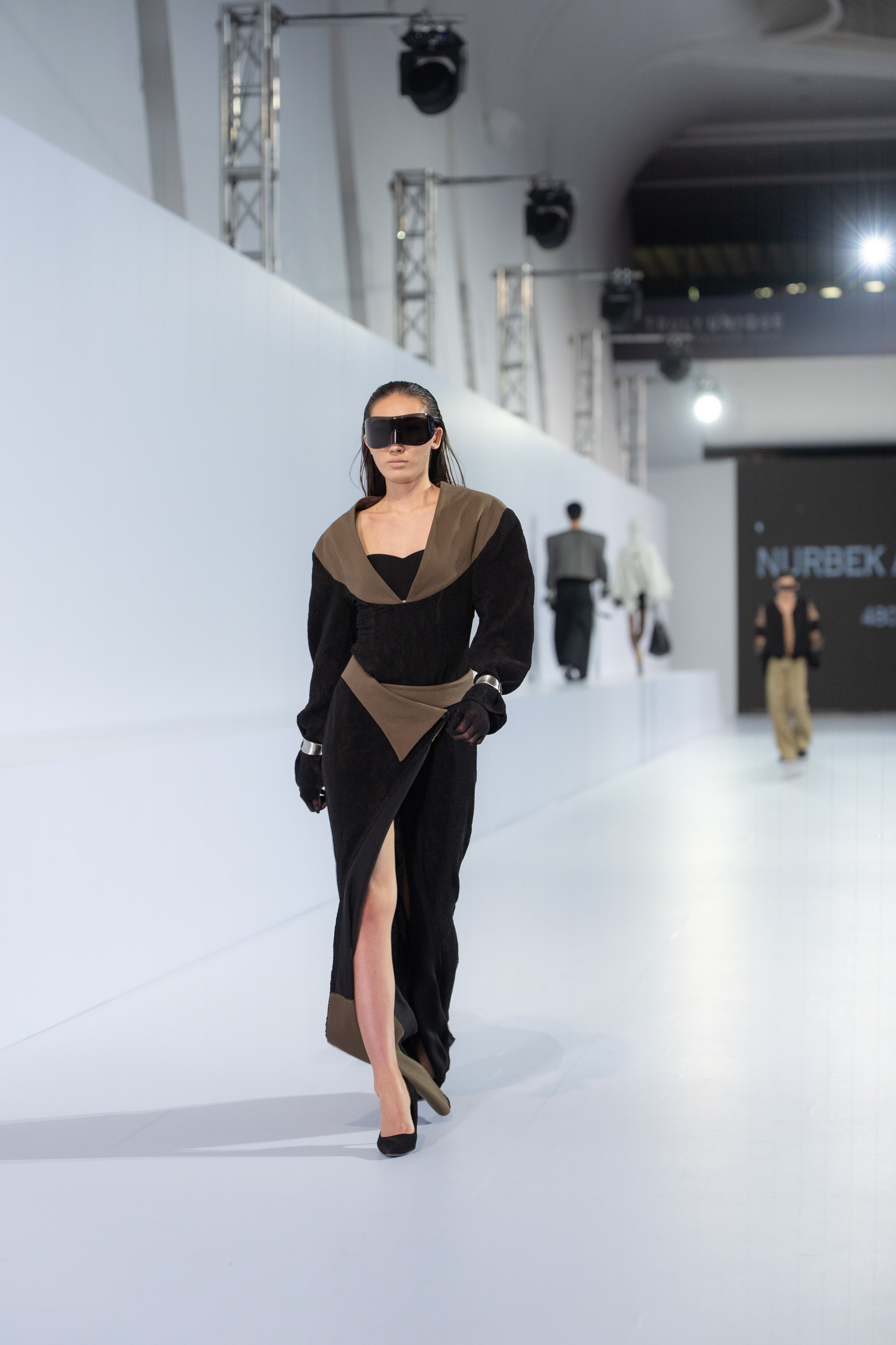 Nurbek Ayazhan. Сайт Алматинского НЮ АРТ, будуар и фэшн фотографа Дениса Карпенко