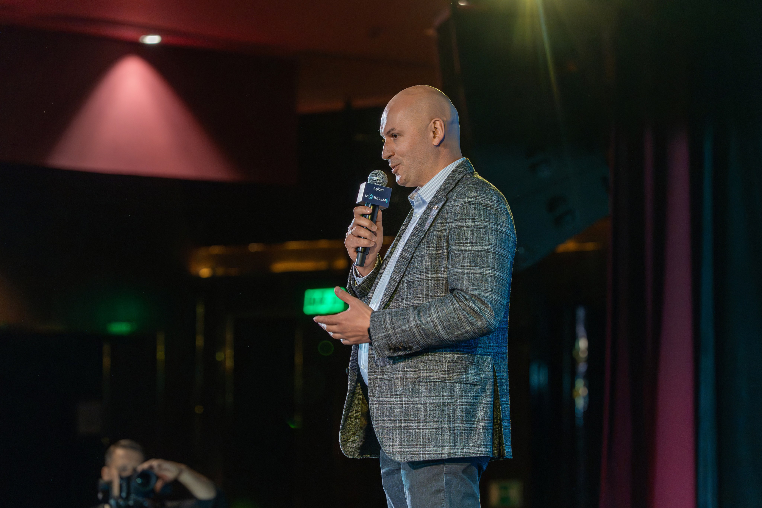 Конференция Axoft в Сочи Казино 2025. Репортажный фотограф в Красной Поляне и Сочи Павлюченко Екатерина