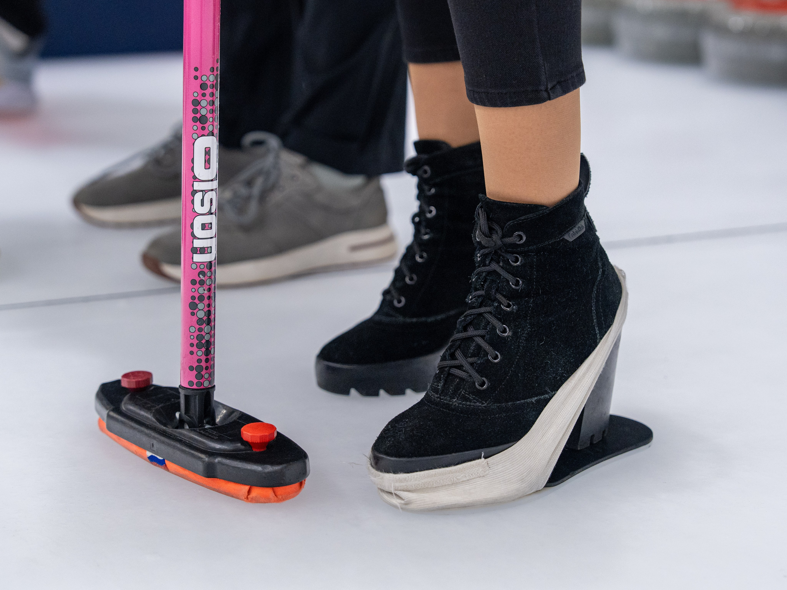 Керлинг для компании Р-Фарм. Репортажный фотограф в Красной Поляне и Сочи Павлюченко Екатерина